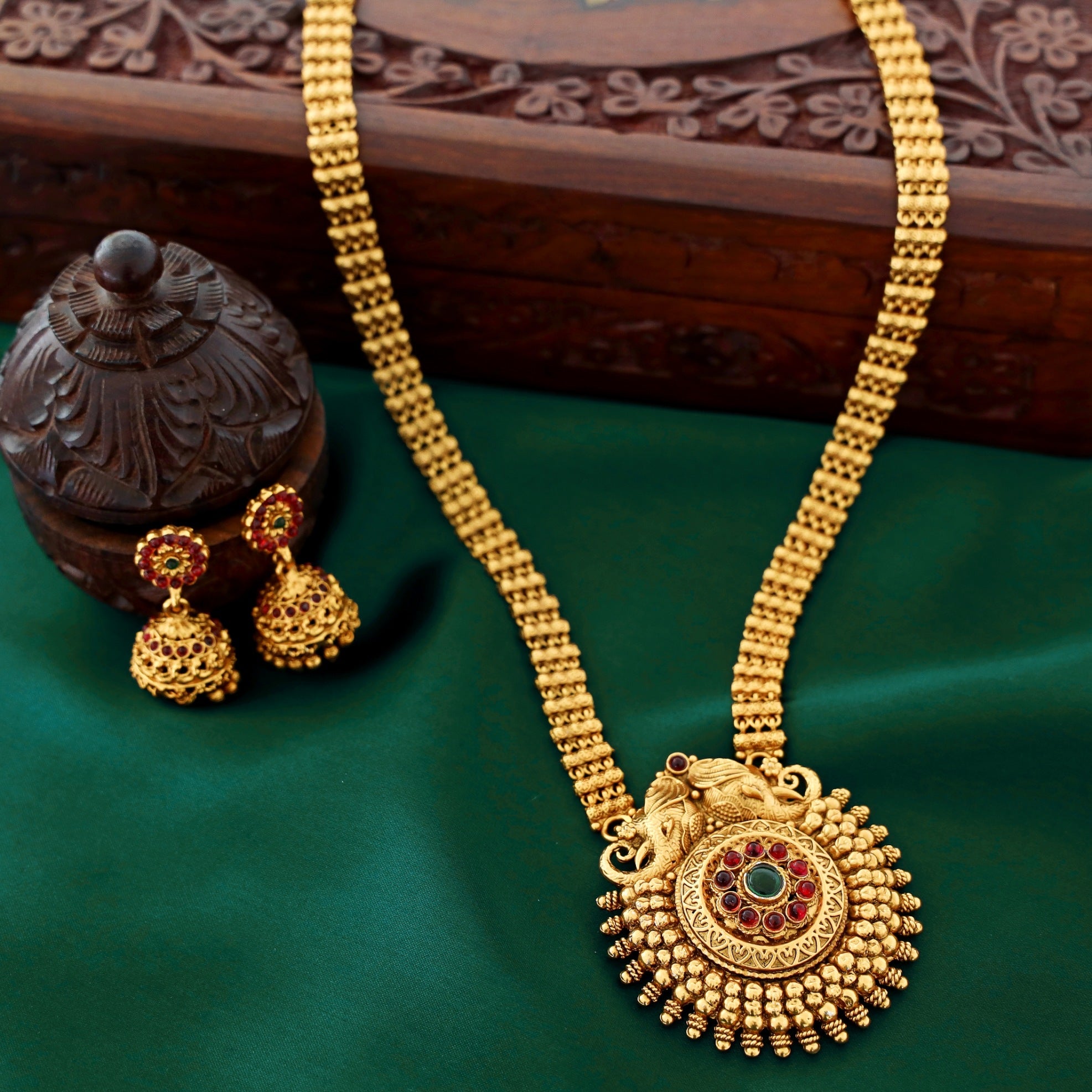 Sudiksha Long Haram With Jhumka