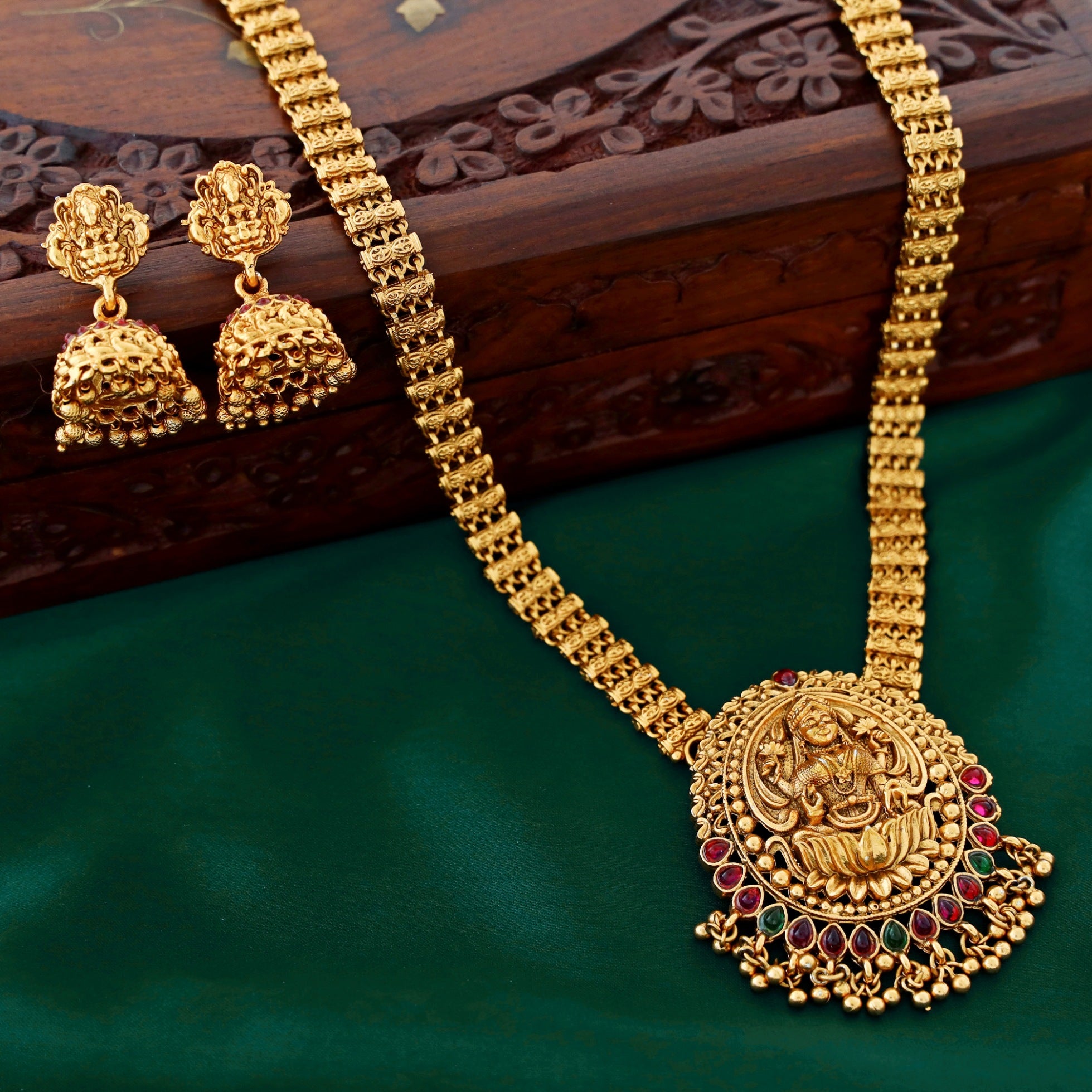 Mahavidya Long Haram With Jhumka