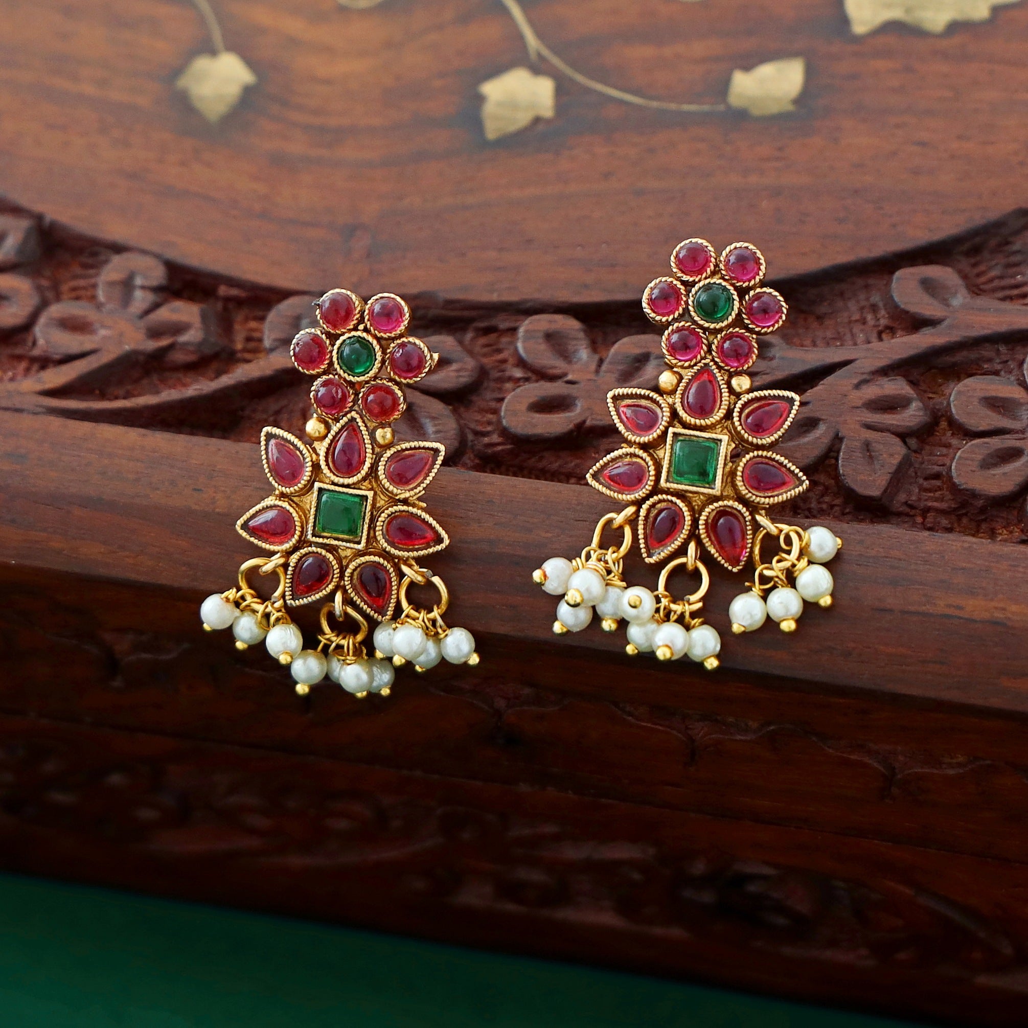 Aadrika Mango Long Neckpiece With Earring