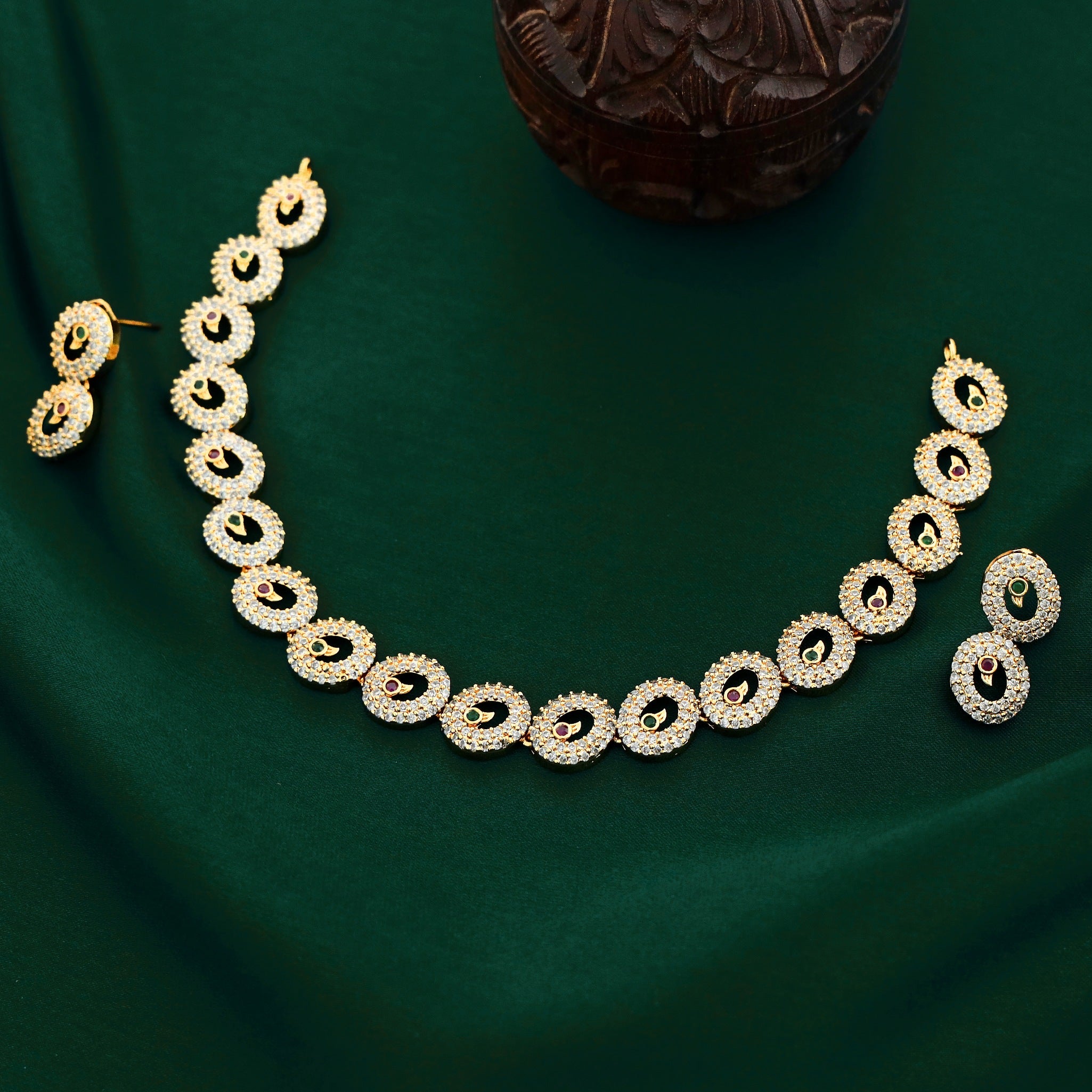 Ekta Short Neckpiece with Earring