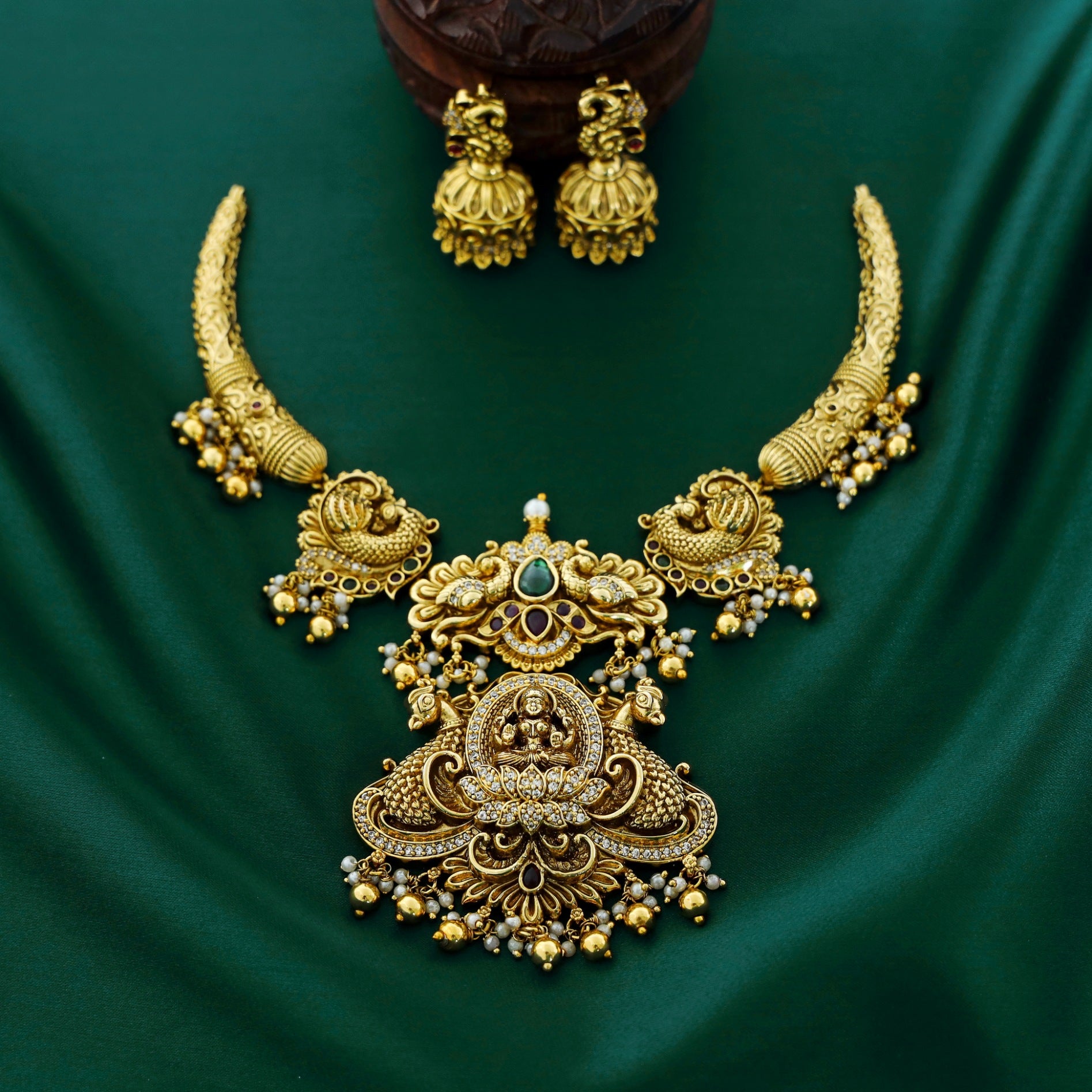 Arpita Devi Premium Neckpiece with Jhumka