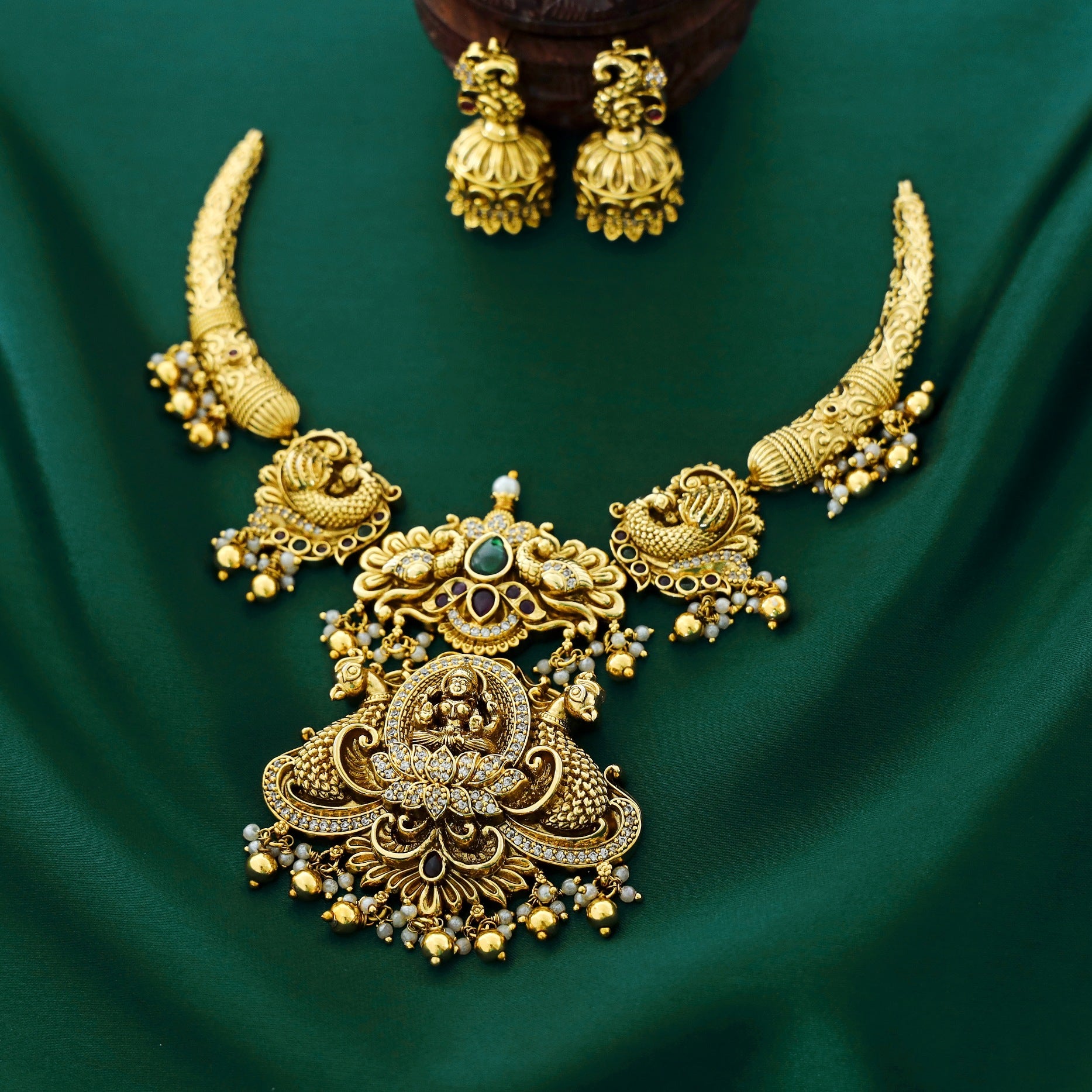 Arpita Devi Premium Neckpiece with Jhumka