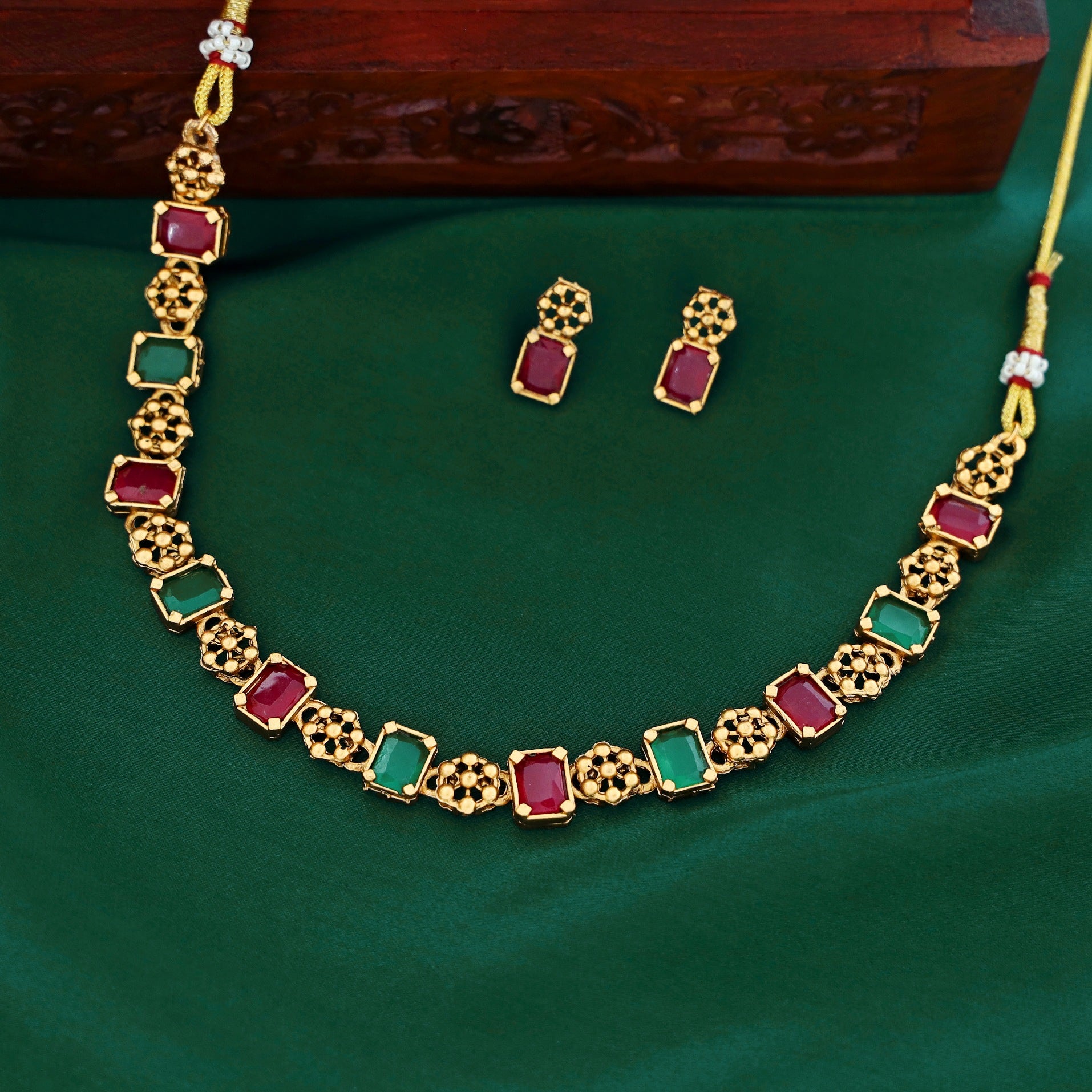 Yukti Golden Flower Glossy Rectangle Neckpiece With Earring