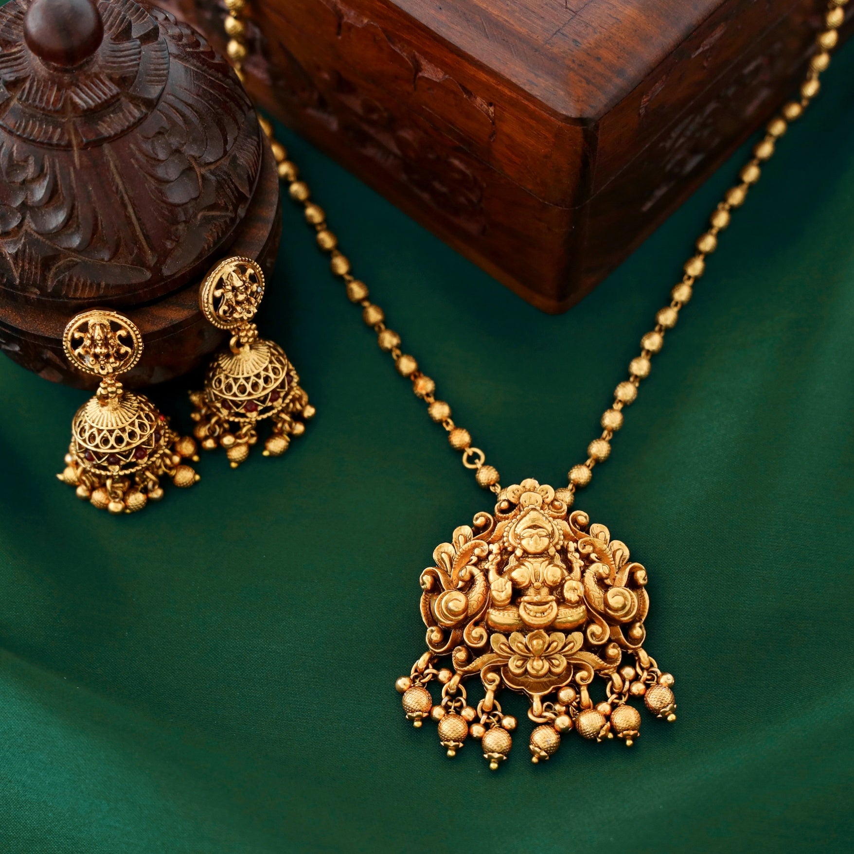 Vasudha Devi Ball Pendant Neckpiece With Jhumka