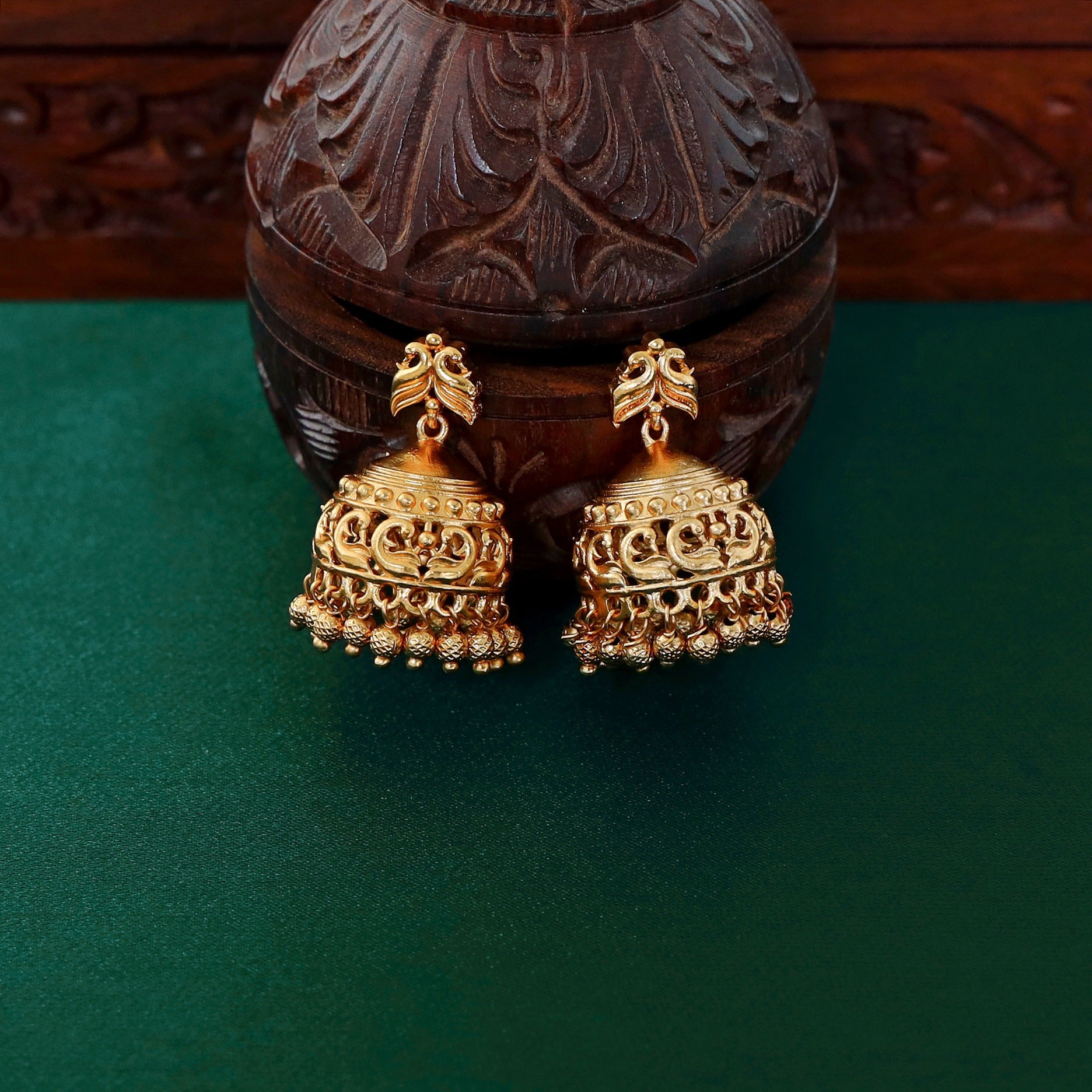 Twisted Lakshmi Coin Neckpiece With Jhumka