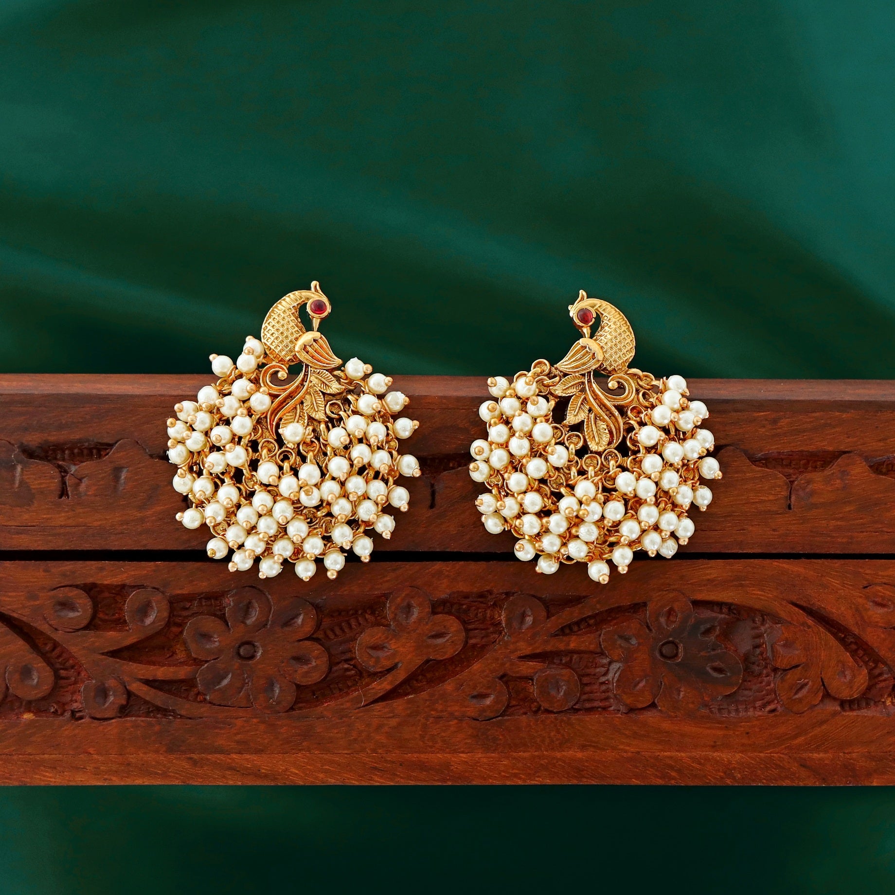 Mayura Pearl Beaded Earring