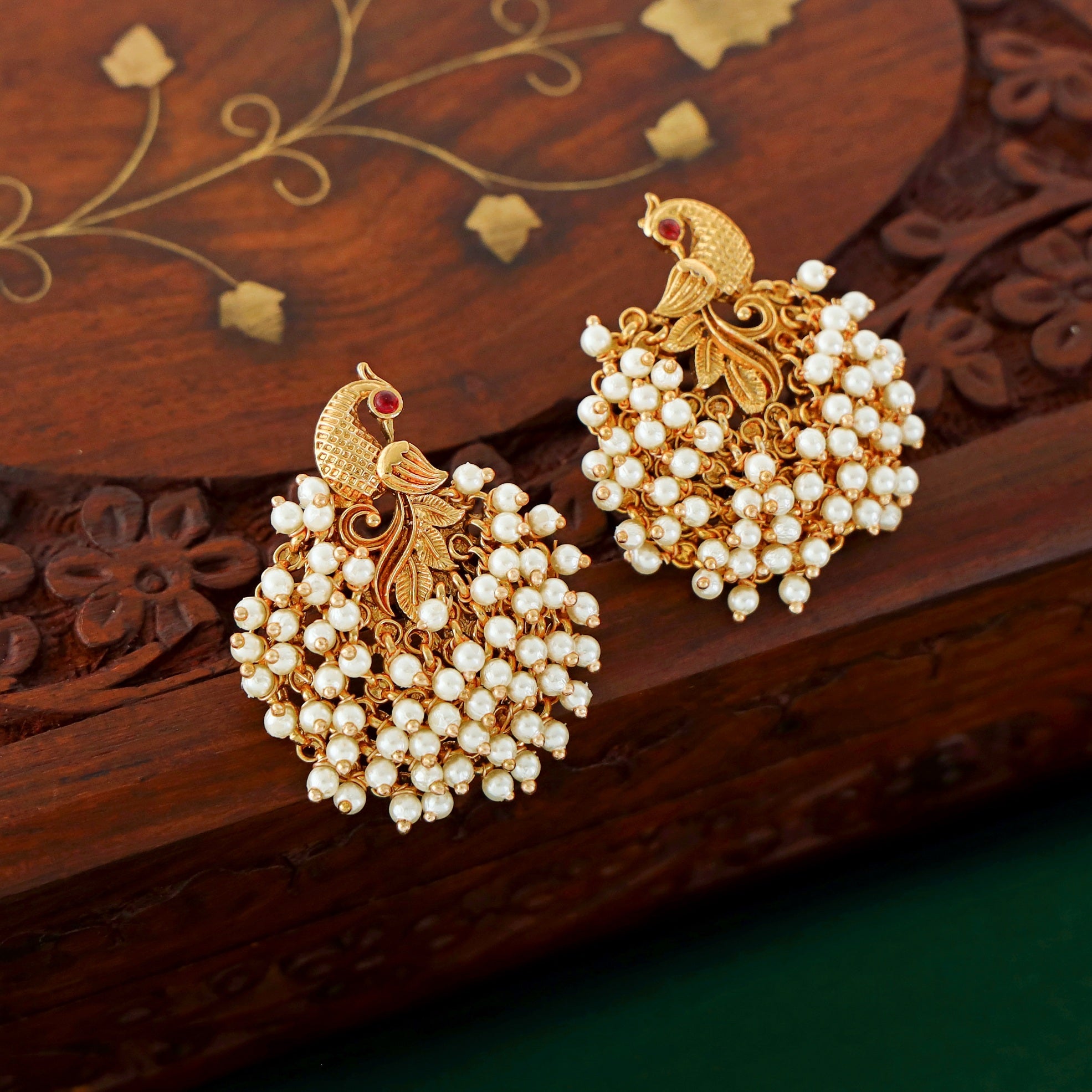 Mayura Pearl Beaded Earring