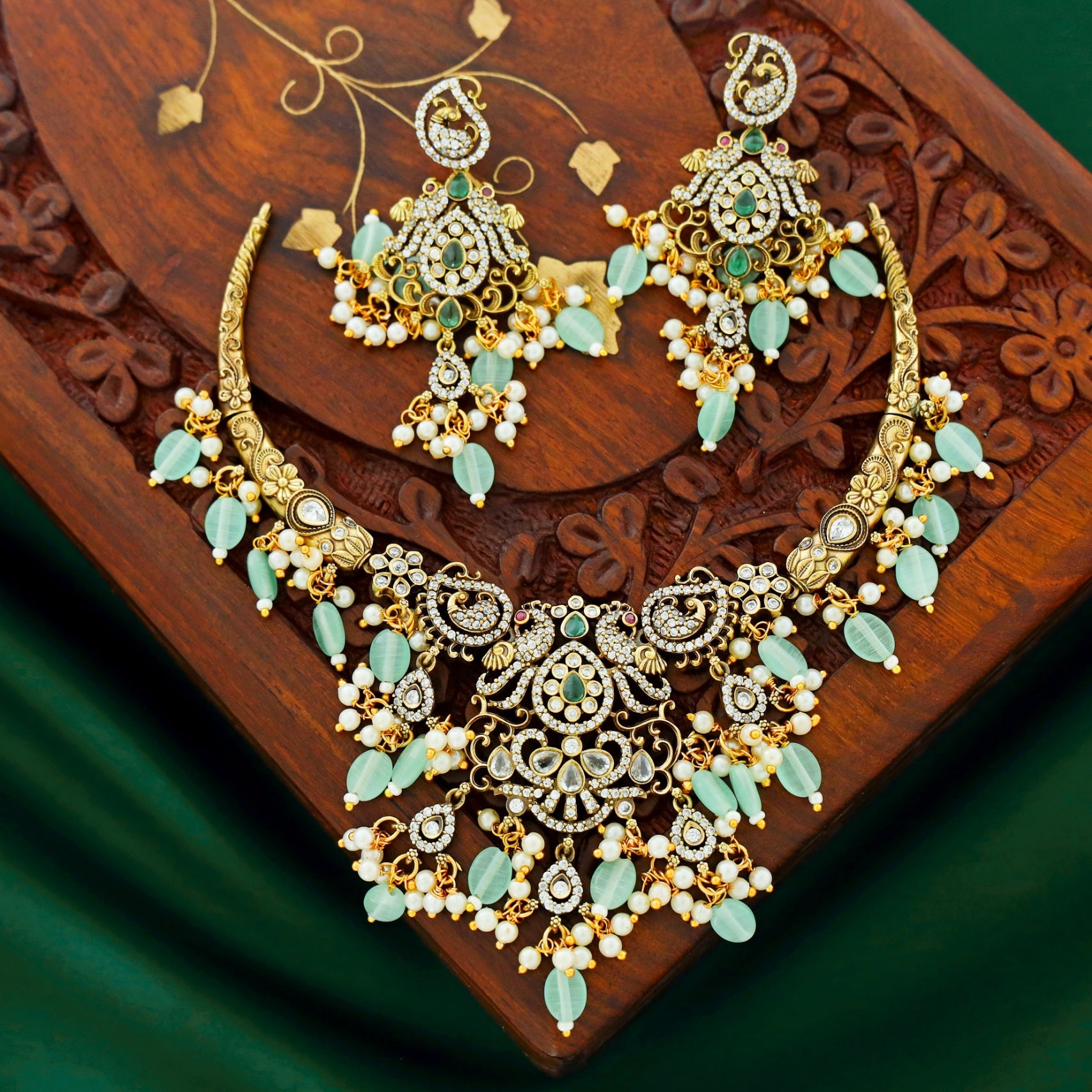 Aachal Pearl Drop Neckpiece With Earring