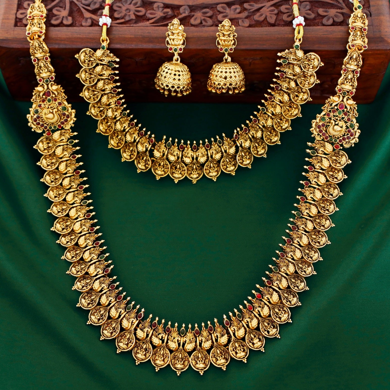 Gayathri Kashi Devi Bridal Set with Jhumka