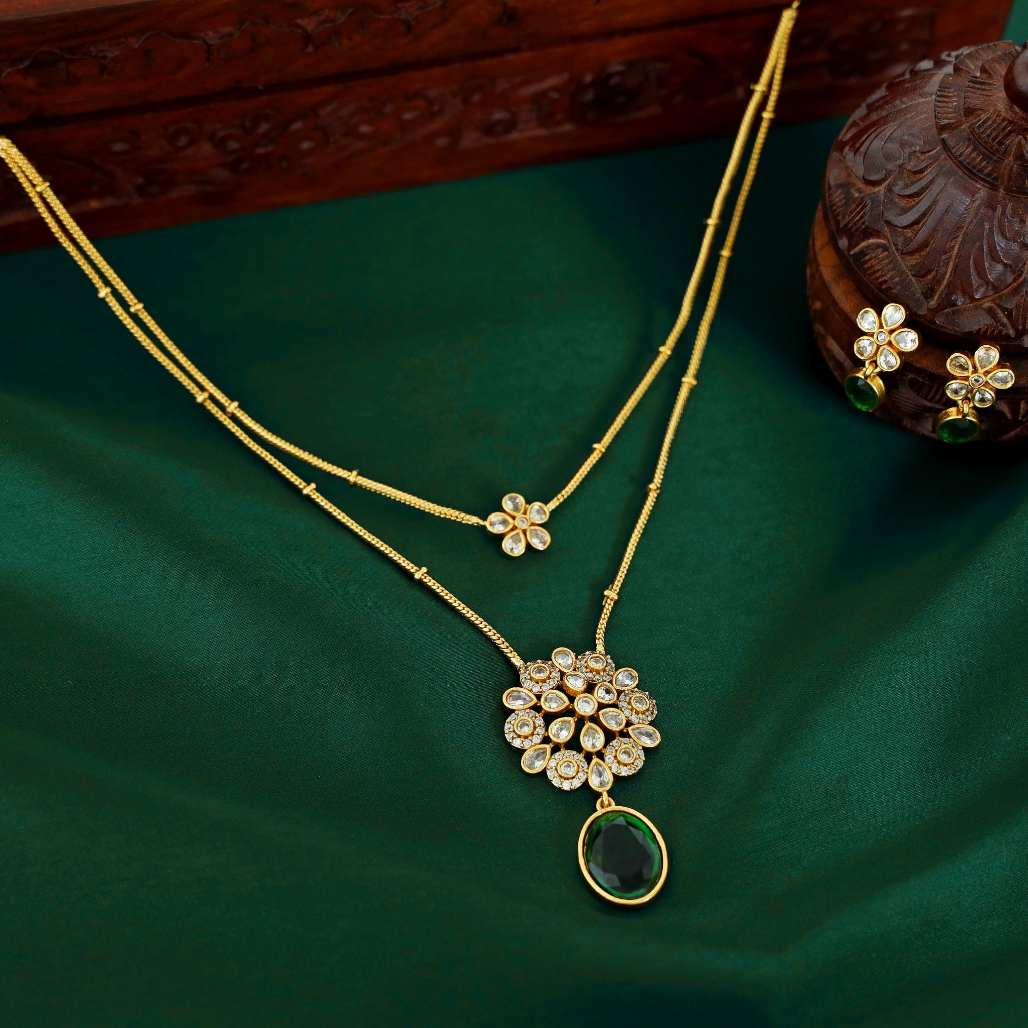 Geetika Golden 2 Layer Neckpiece With Earring