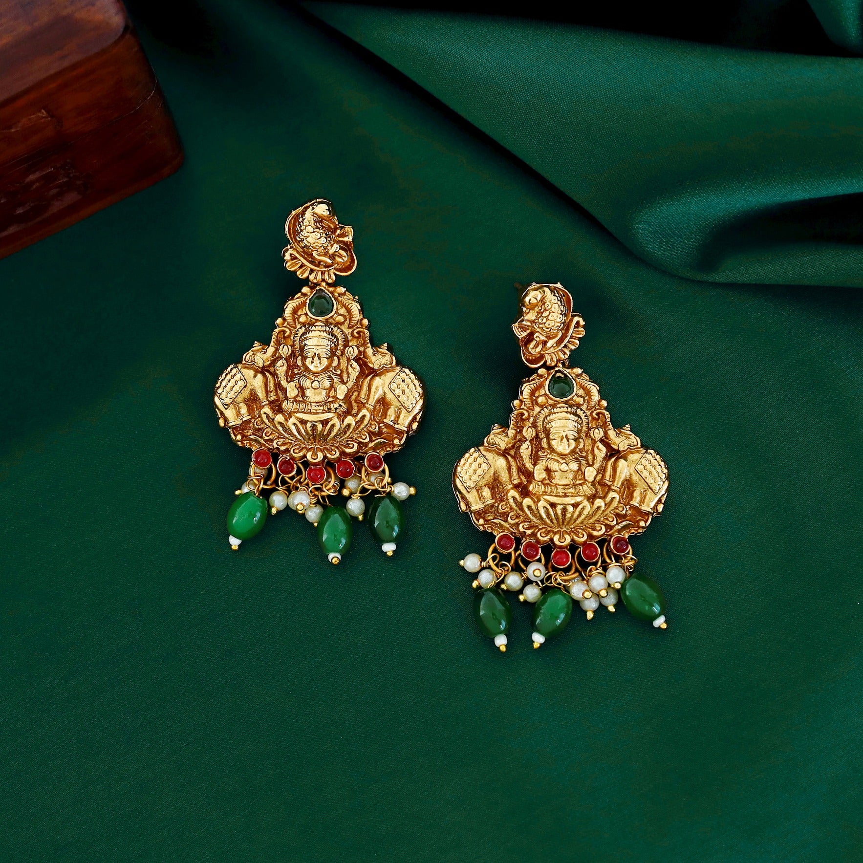 Kamakshi Lakshmi Long Haram With Earring