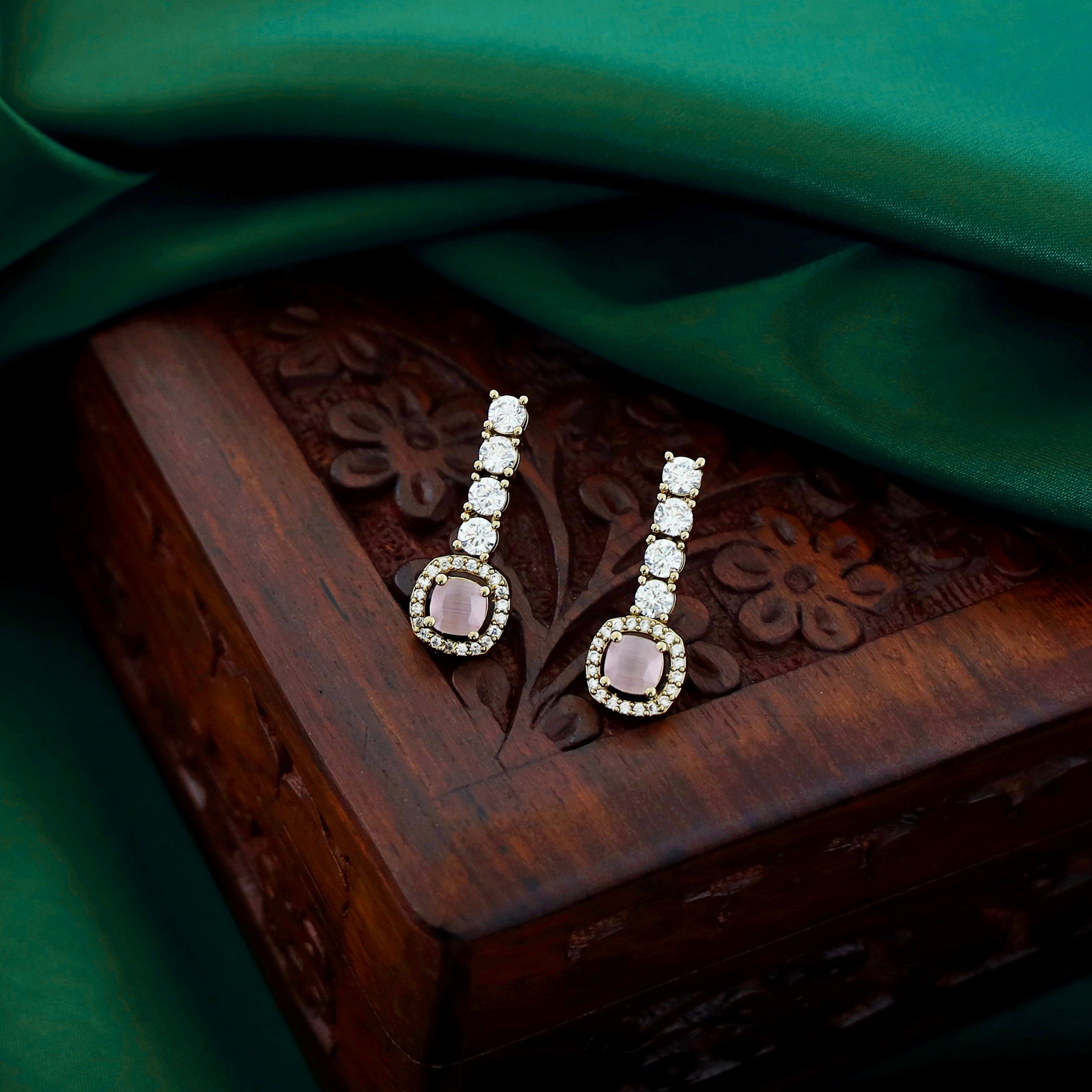 Ragini AD Stone Neckpiece With Earring