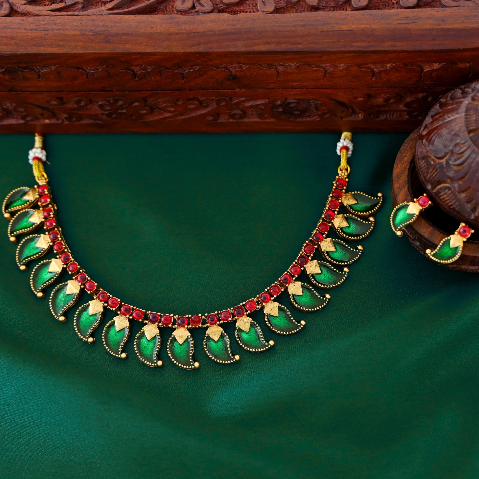 Amulya Mango Short Neckpiece With Earring