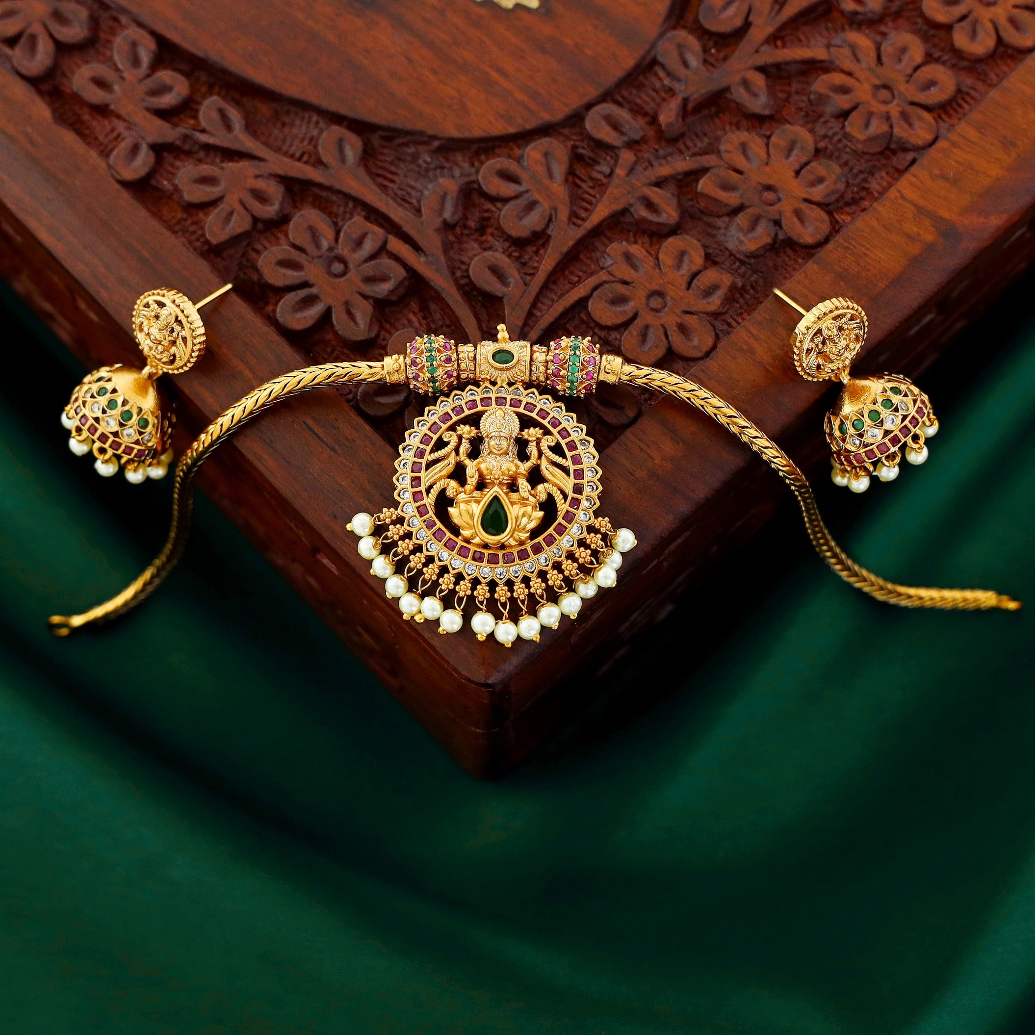 Nivedita Lakshmi Short Neckpiece With Jhumka