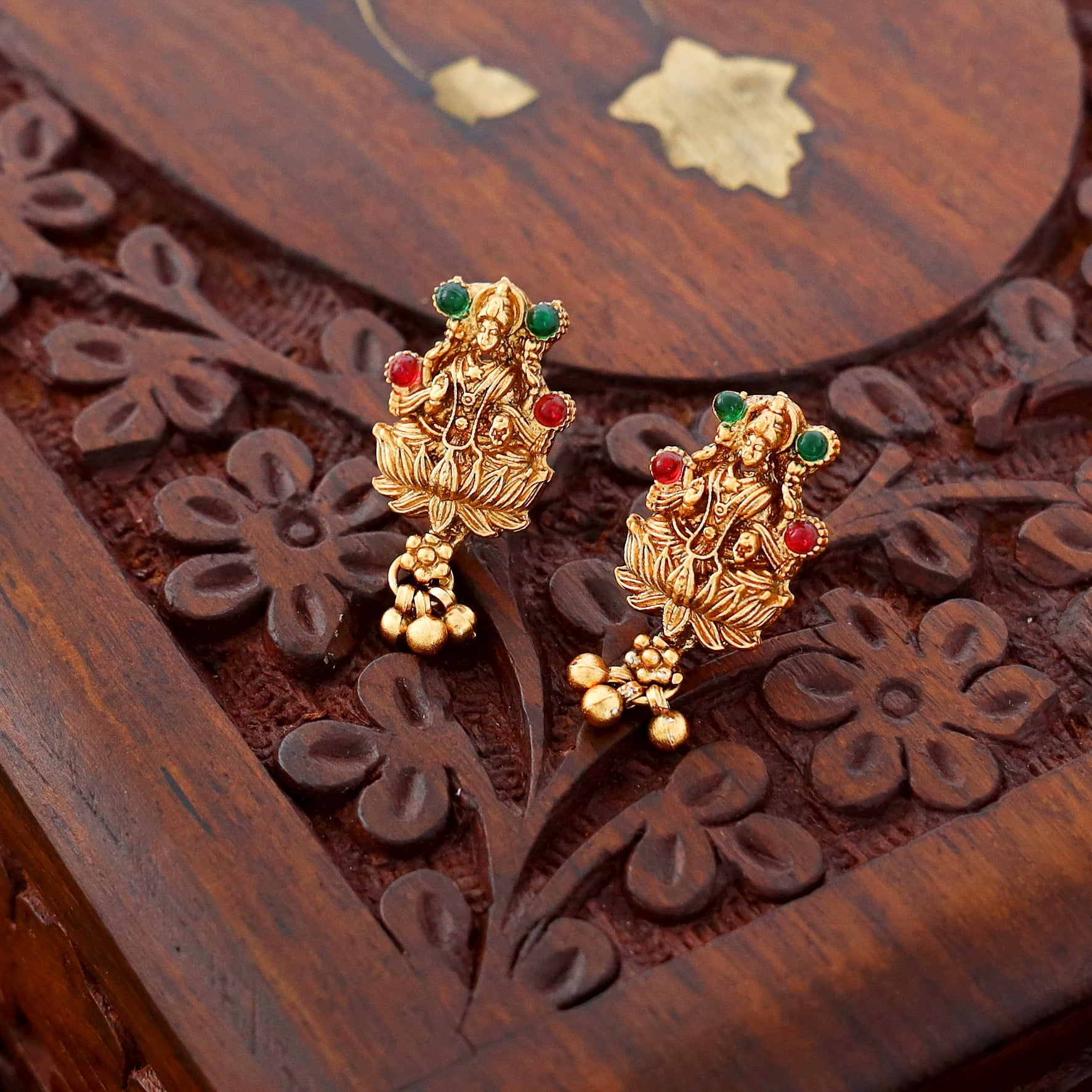 Padmakshi Lakshmi Neckpiece With Earring