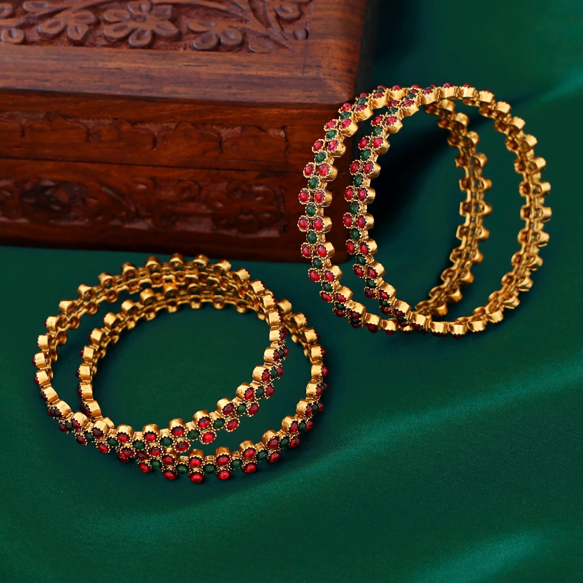 Haima Kemp Stone Bangle(Set Of 4)