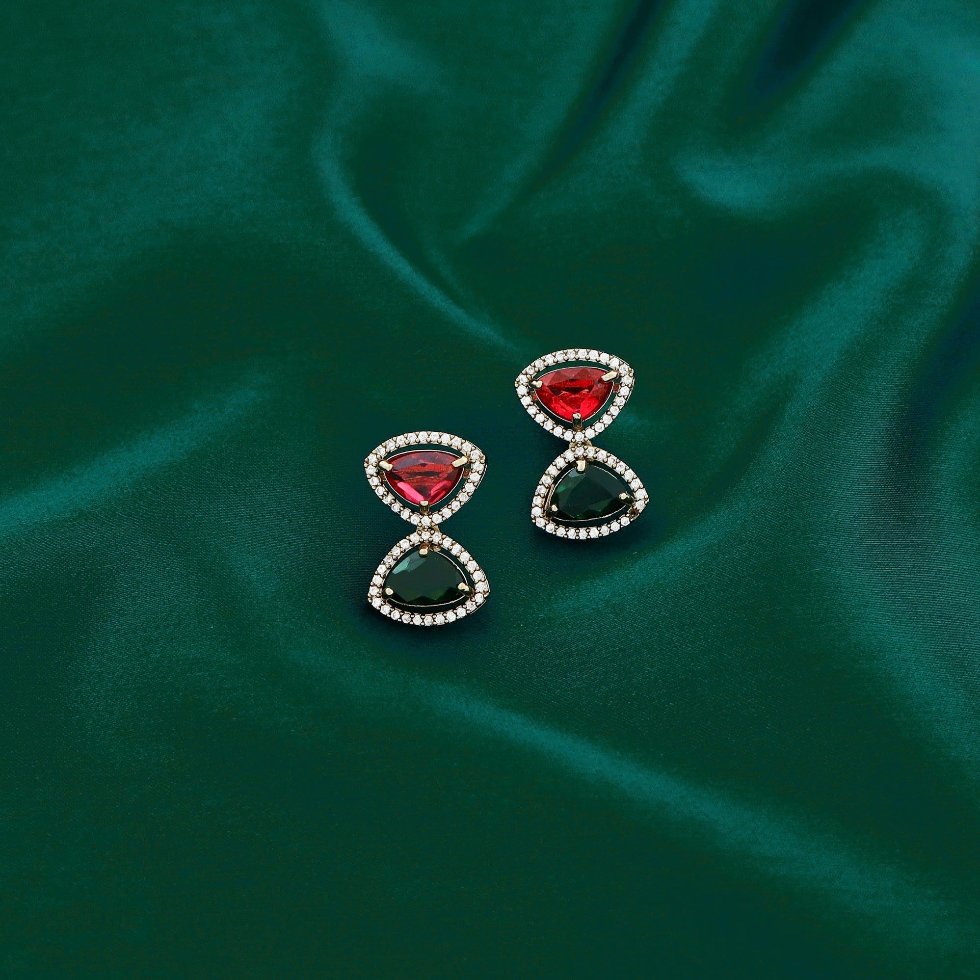Premium Gems Triangle Short Neckpiece With Earring