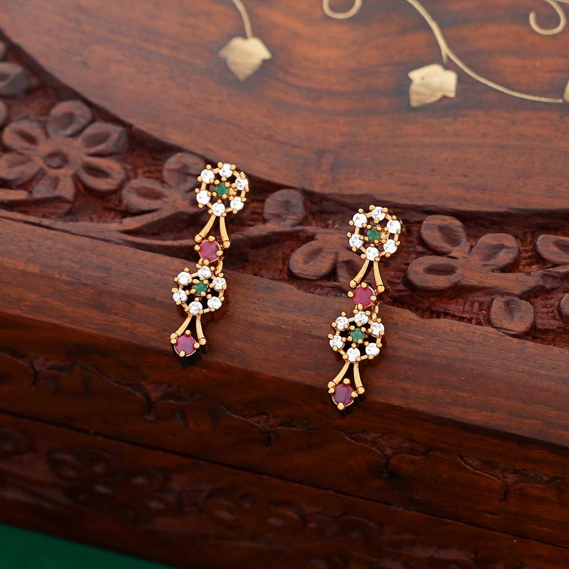 Saanjh Neckpiece with Earring