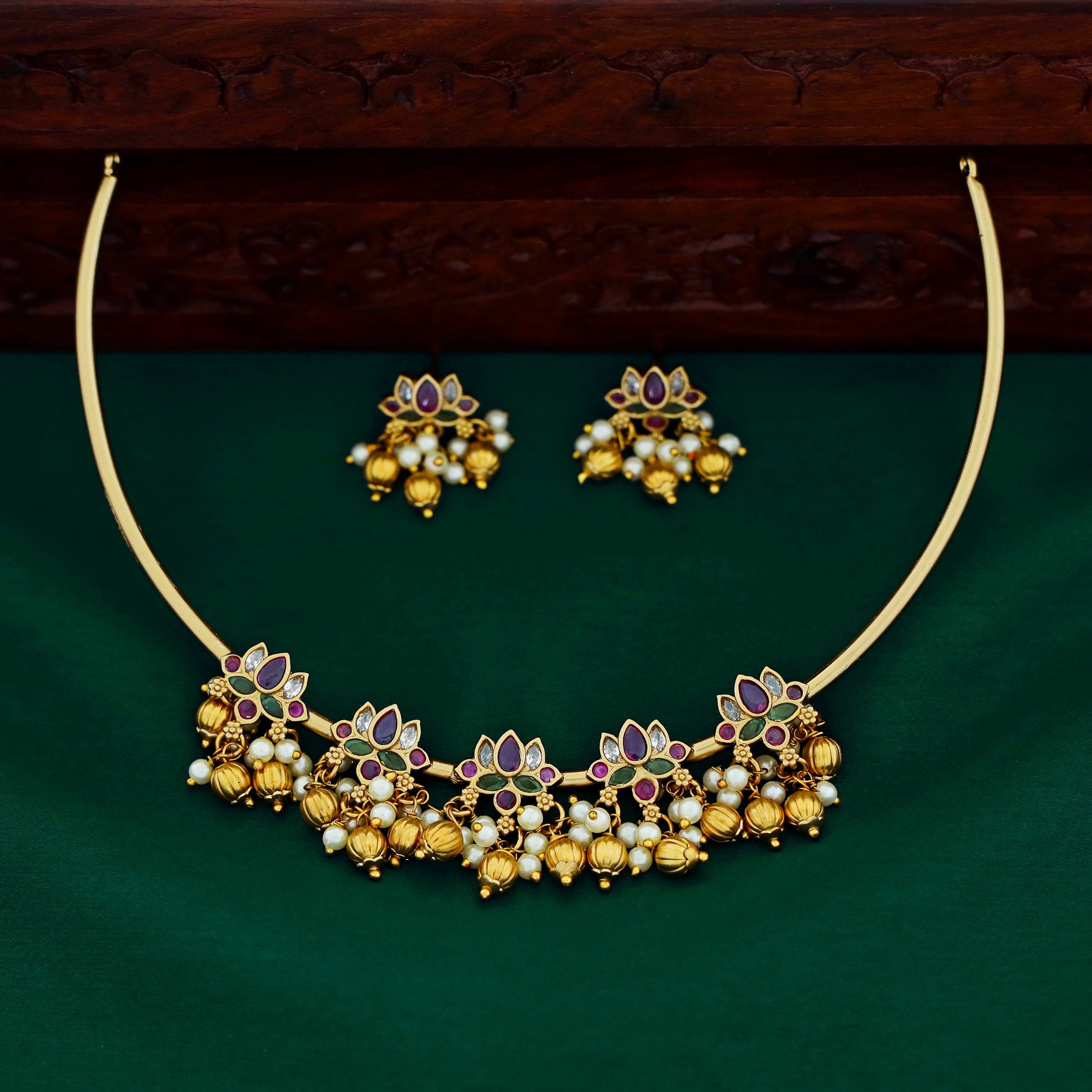 Vihaani Lotus Neckpiece with Earrings