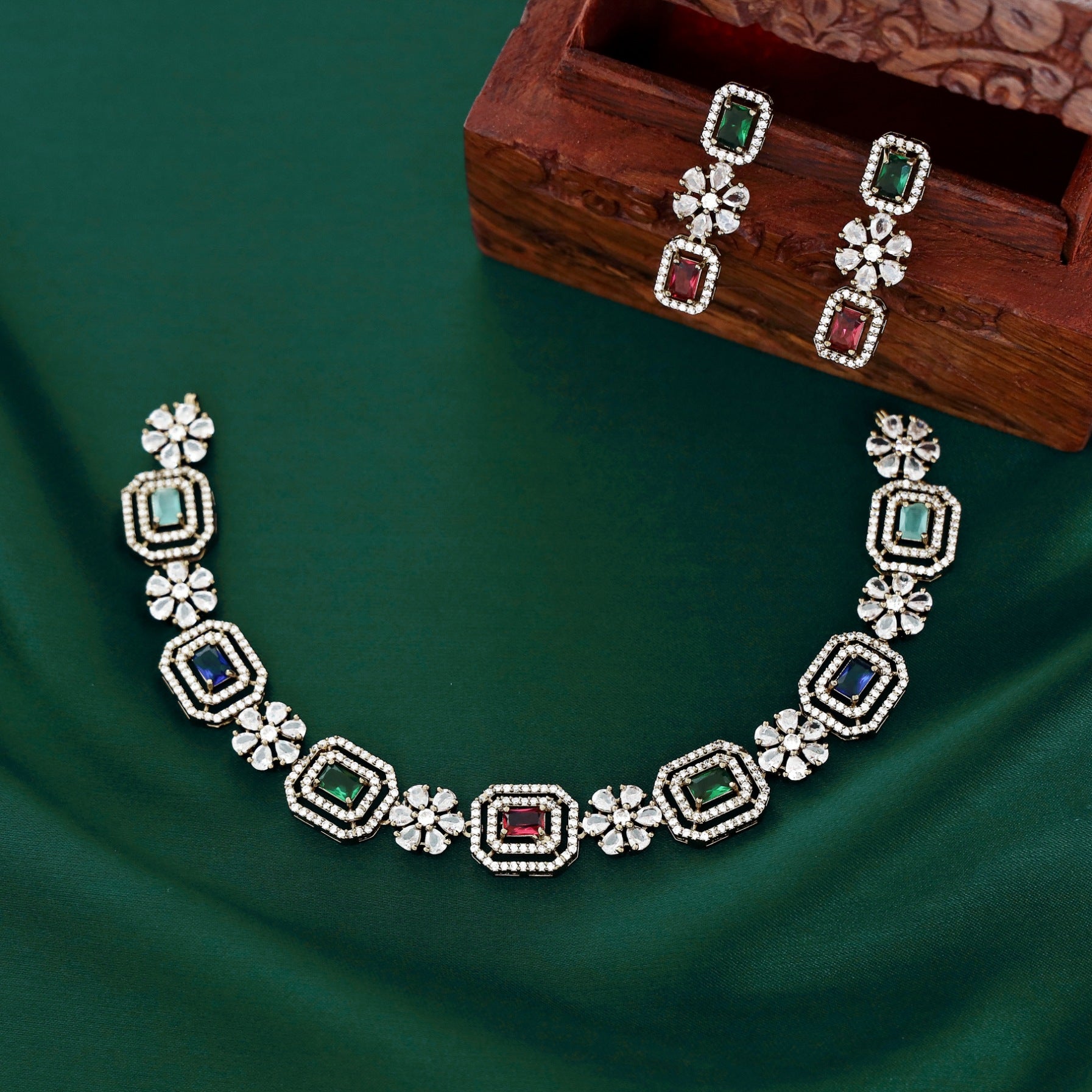 Saira AD Stone Flowery Rectangle Neckpiece With Earring