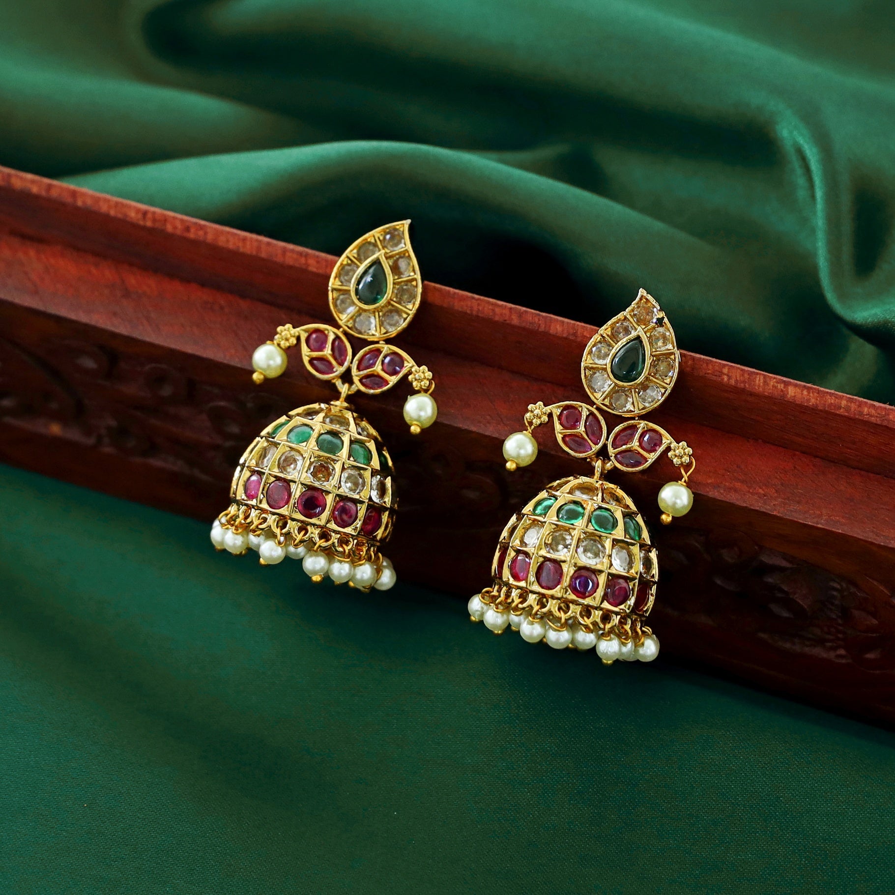 Vyas Kemp Stone+Pearl Ball Jhumka