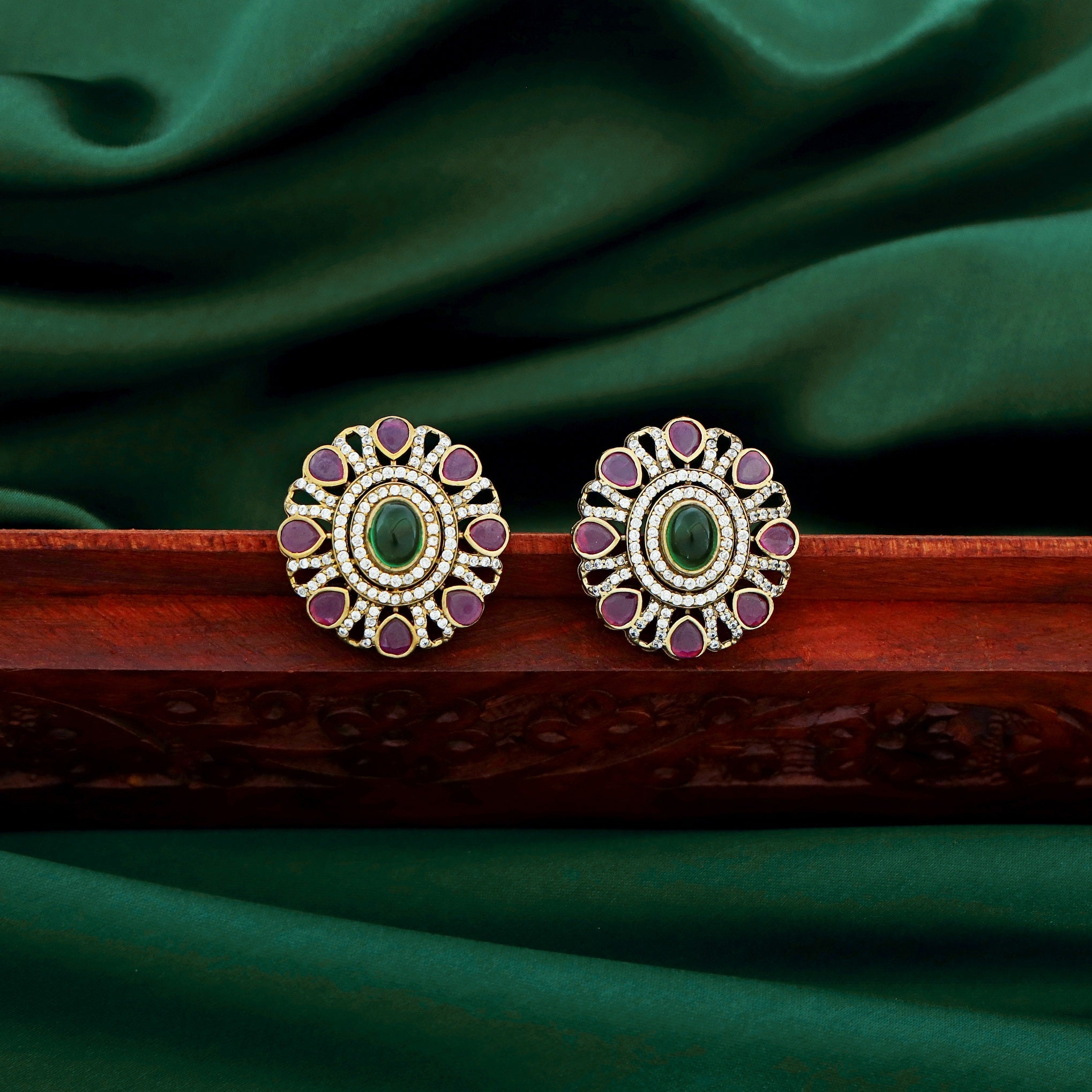 Abhilasha Round Stone Earring
