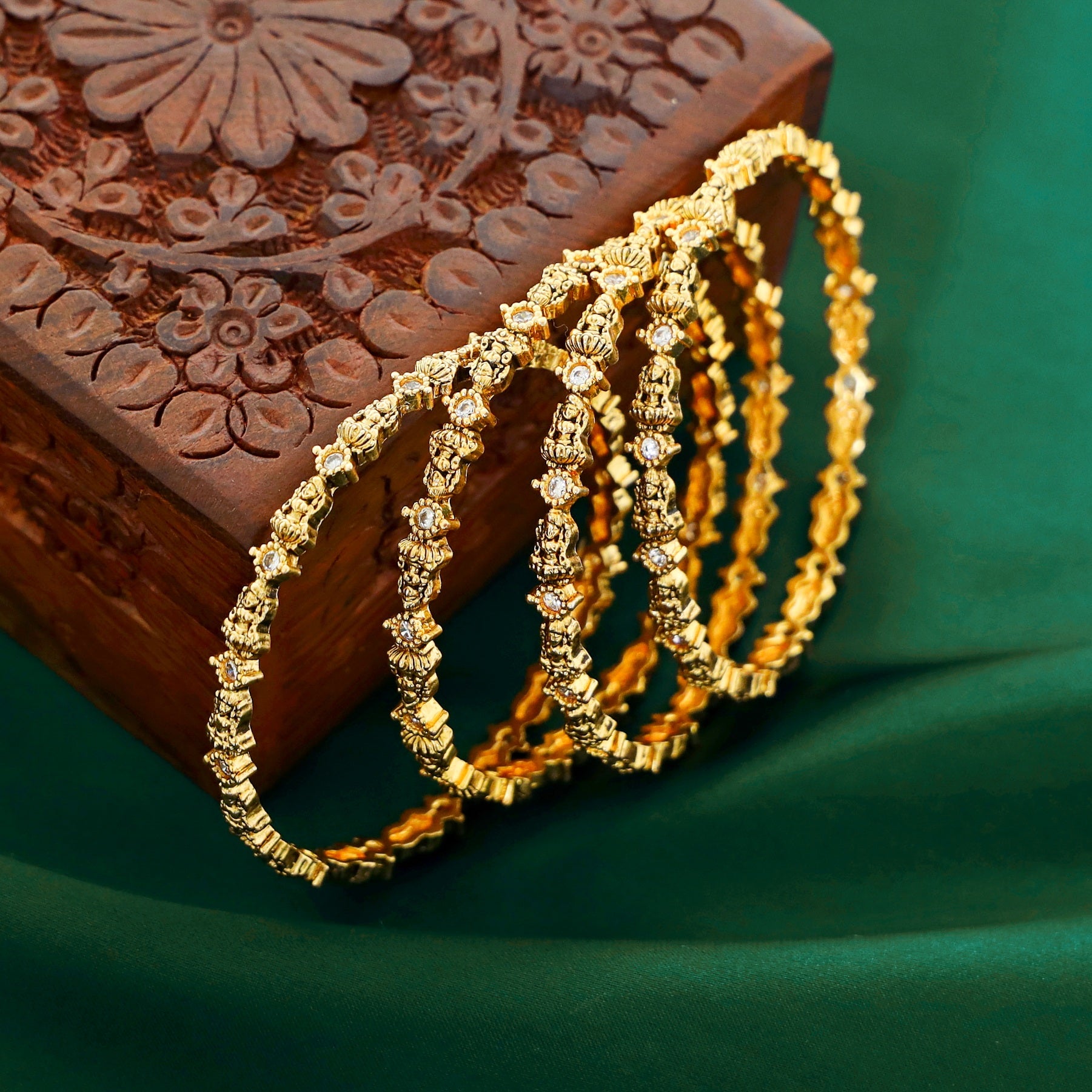 Chanchal Bangle (Set Of 4)