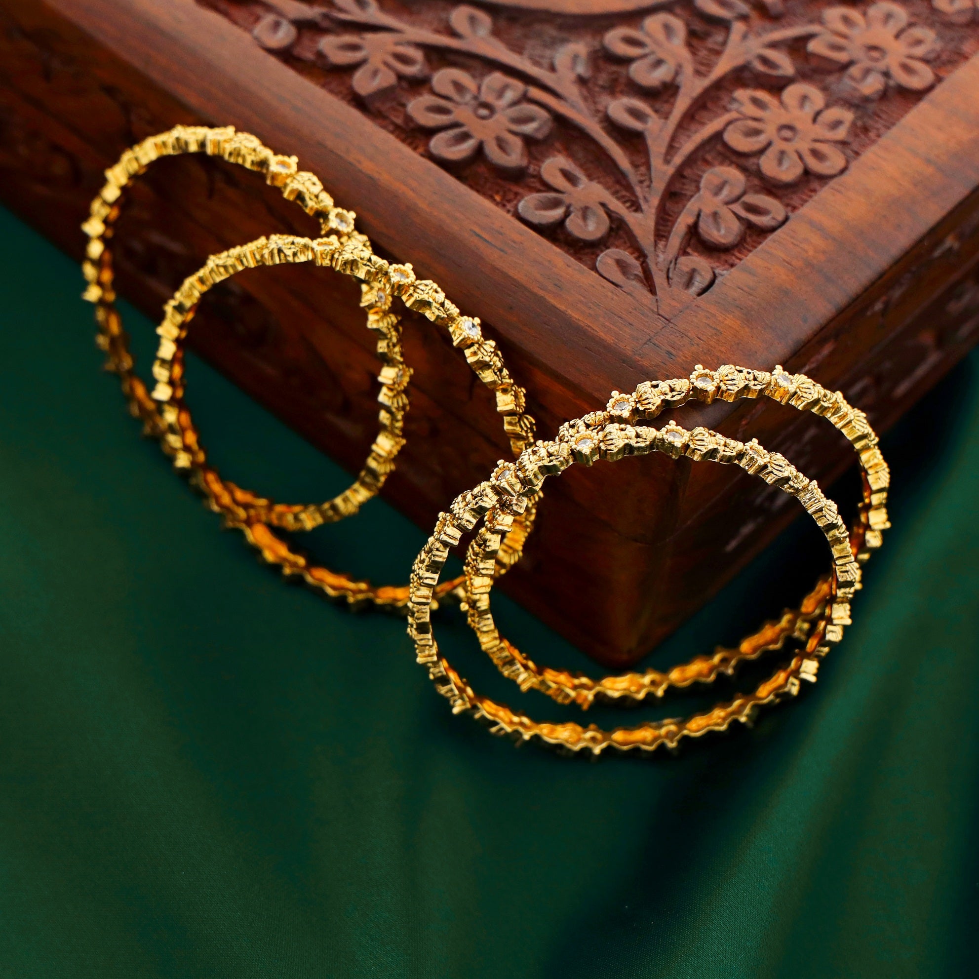 Chanchal Bangle (Set Of 4)