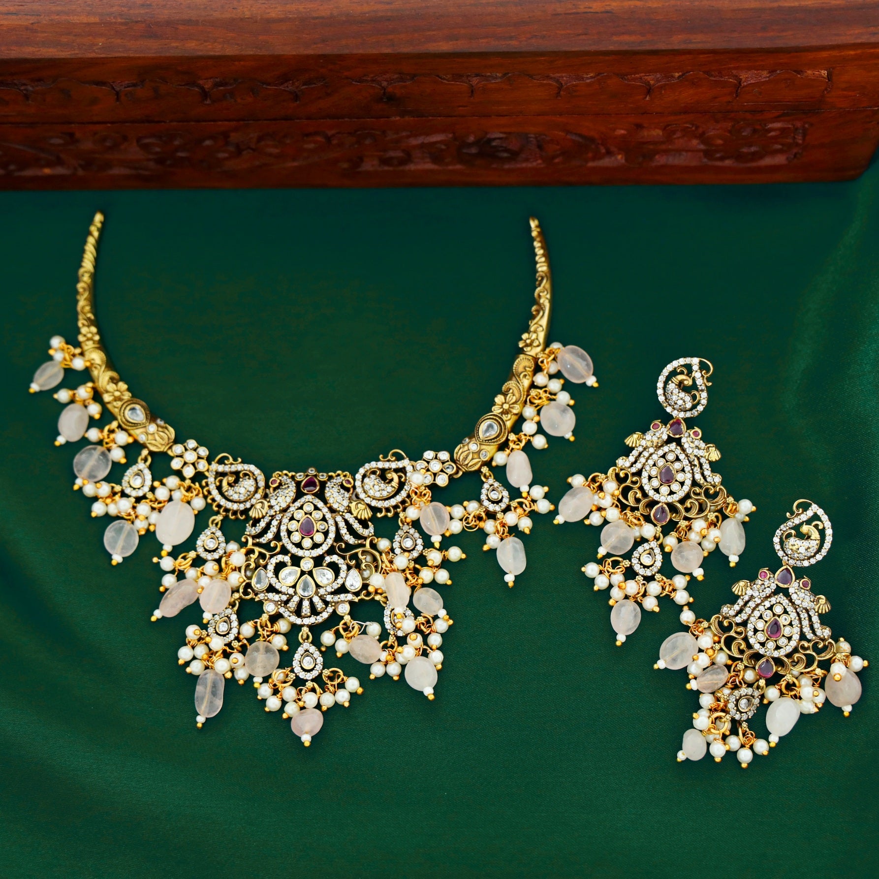 Aachal Pearl Drop Neckpiece With Earring