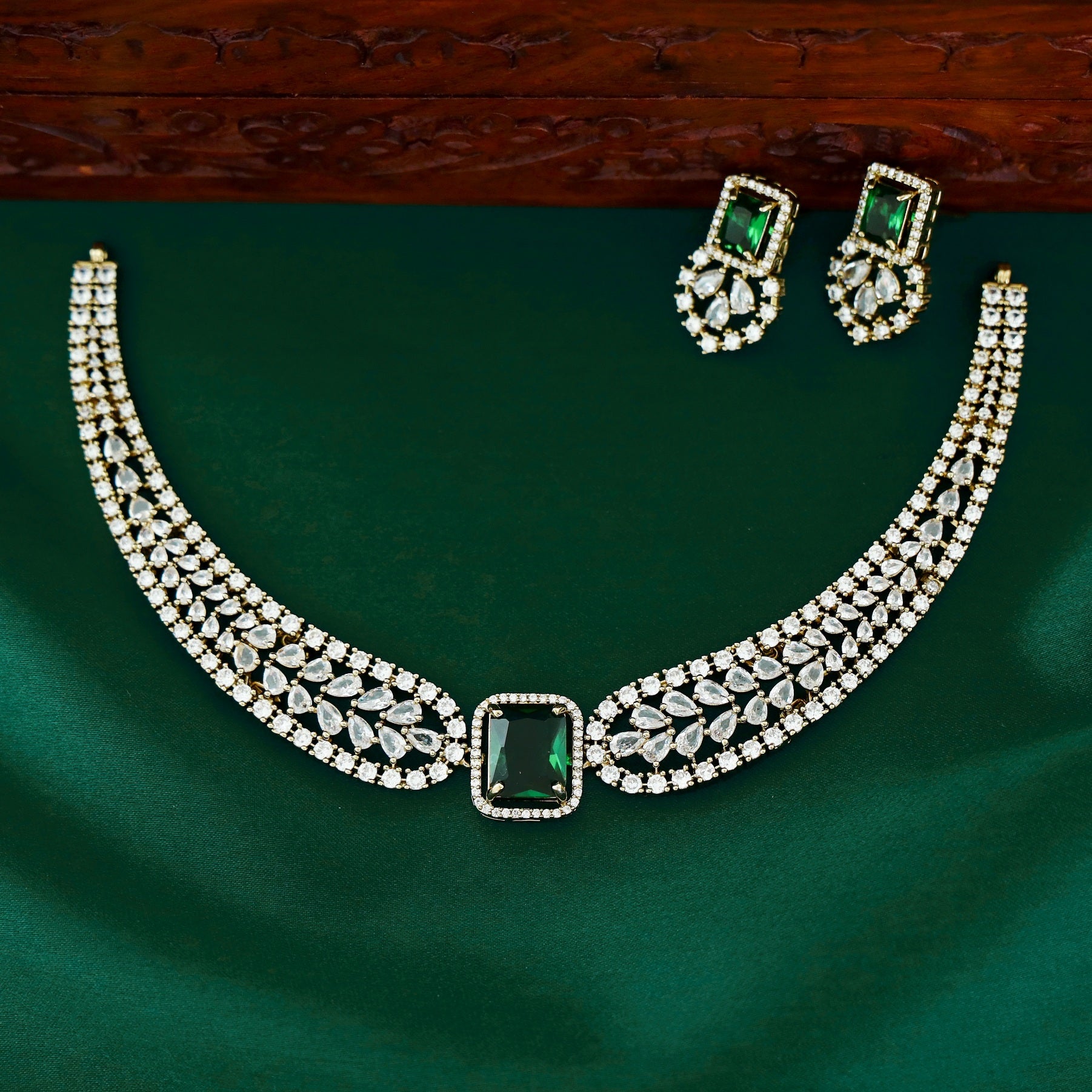 Kaveri AD Stone Neckpiece With Earring