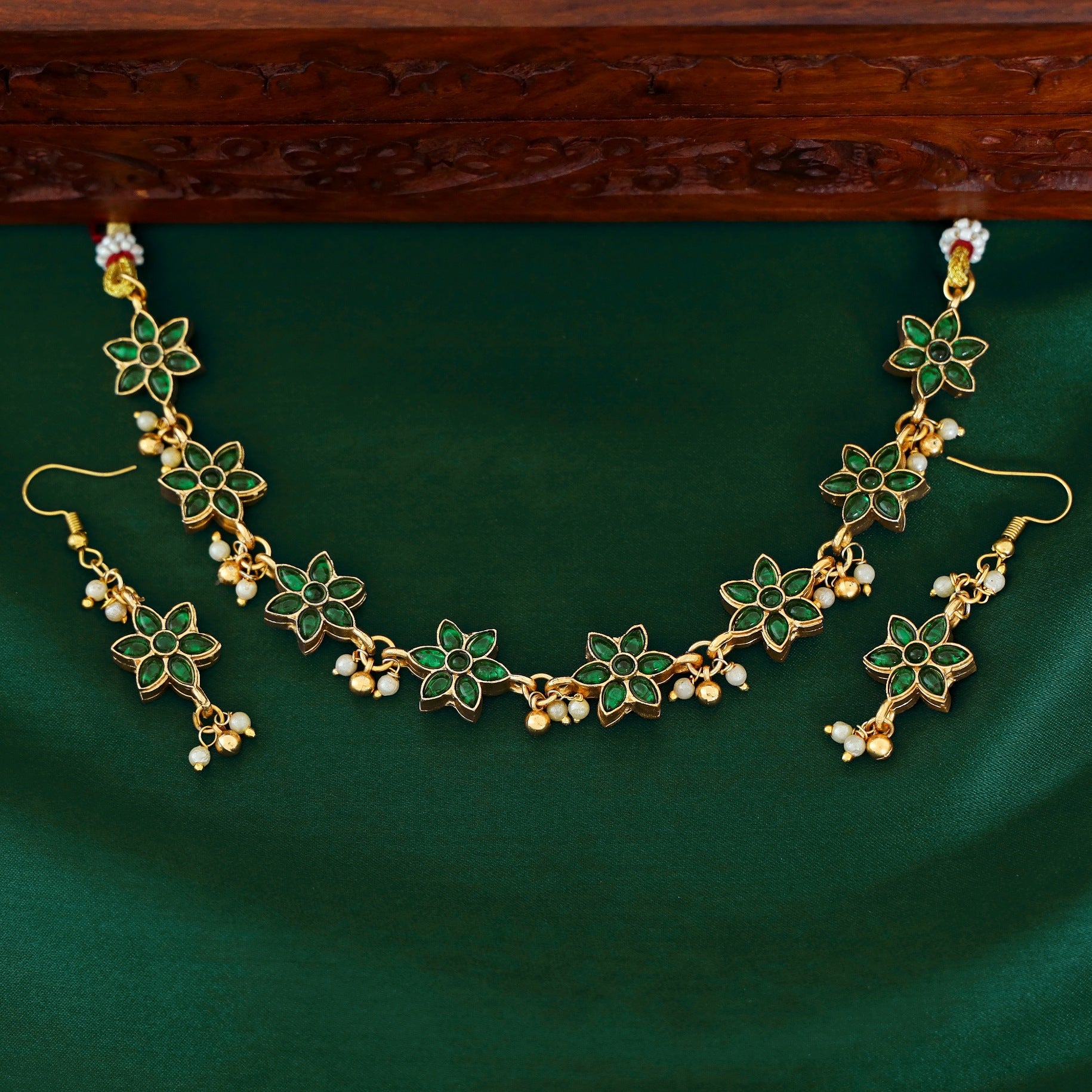 Anuradha Reversible Pearl Choker With Drops