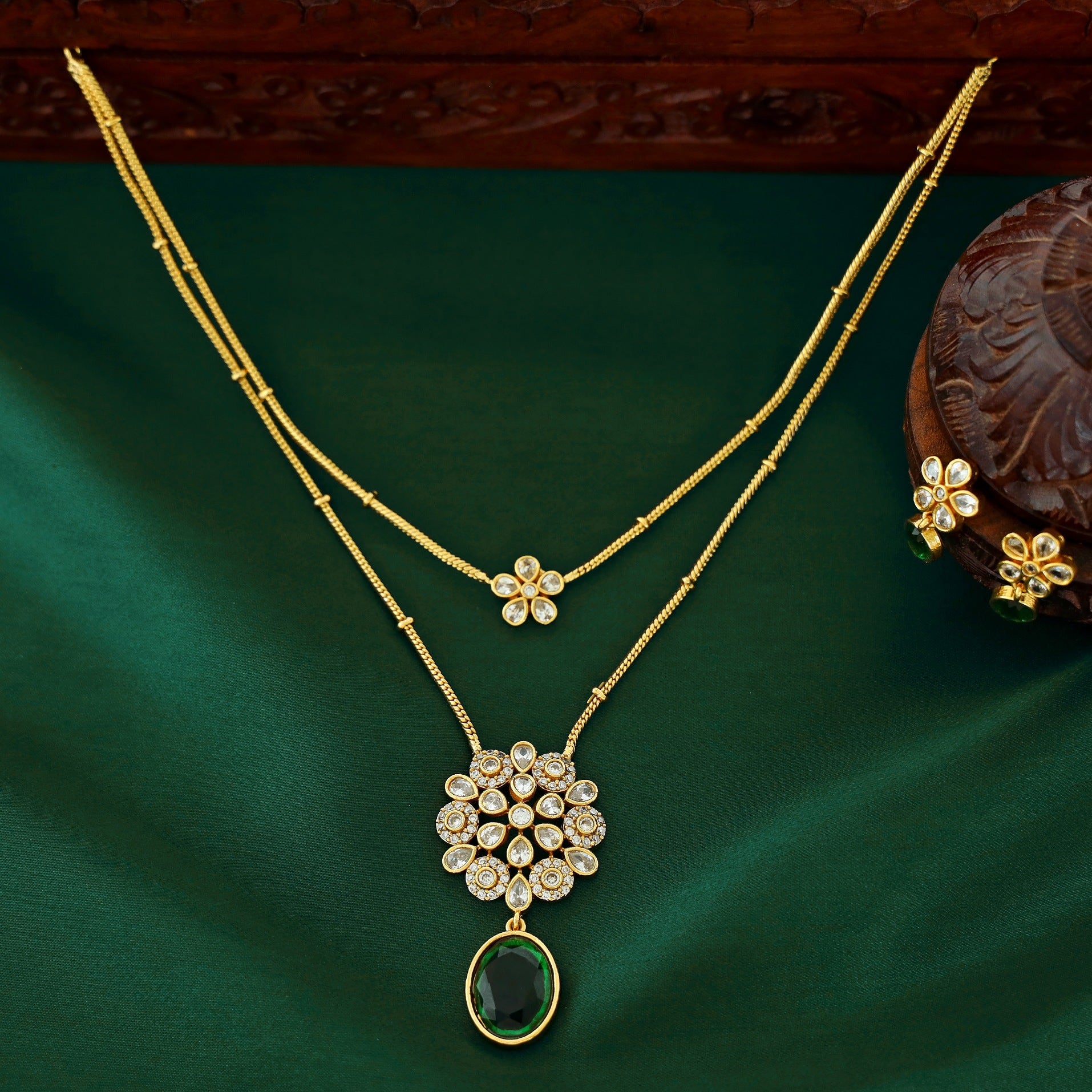 Geetika Golden 2 Layer Neckpiece With Earring