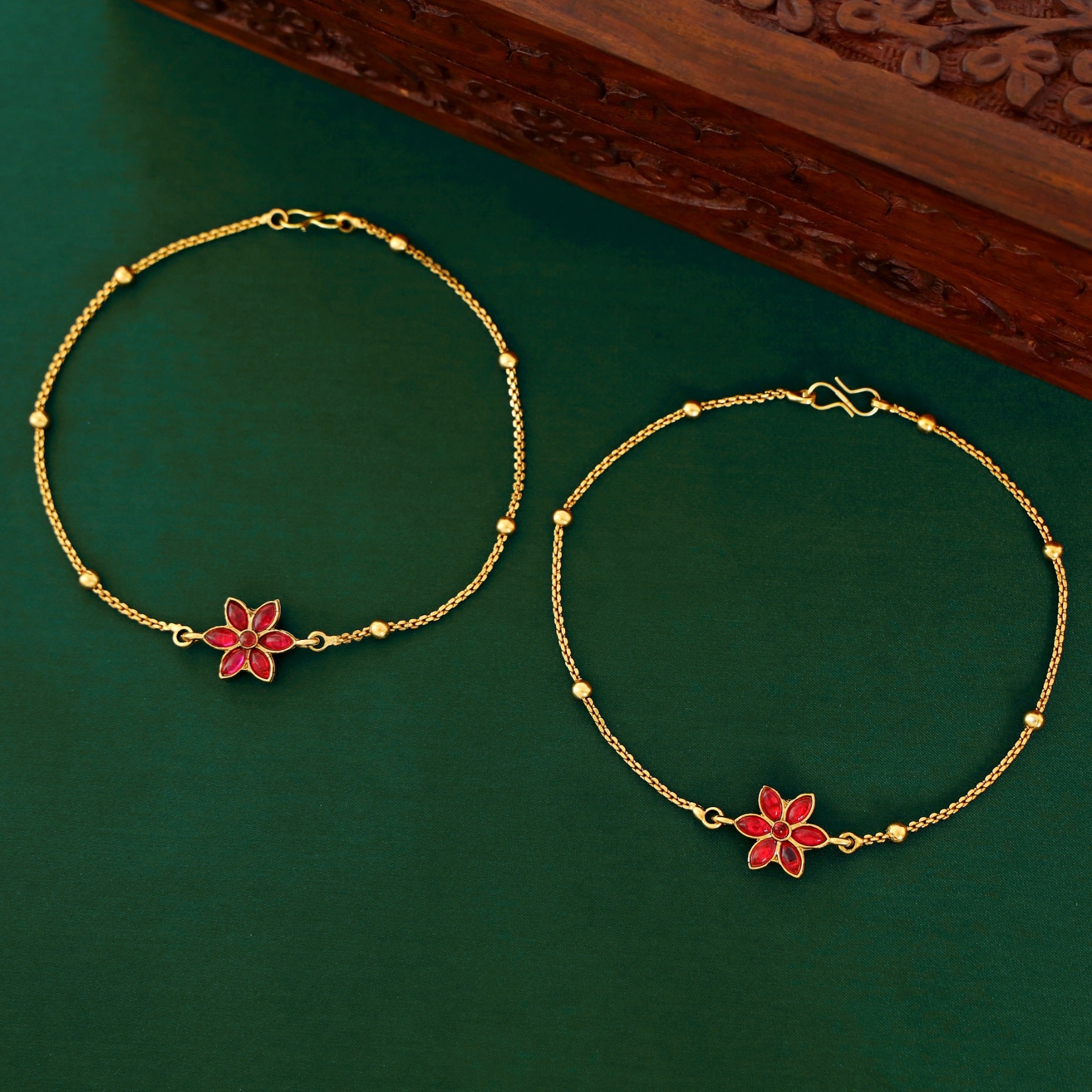 Kriti Floral Bead Reversible Anklet