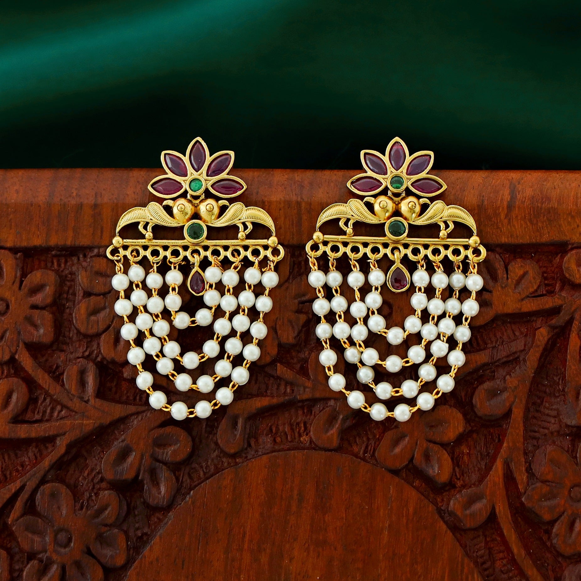 Tanmaya Floral 4 Layer Pearl Earring
