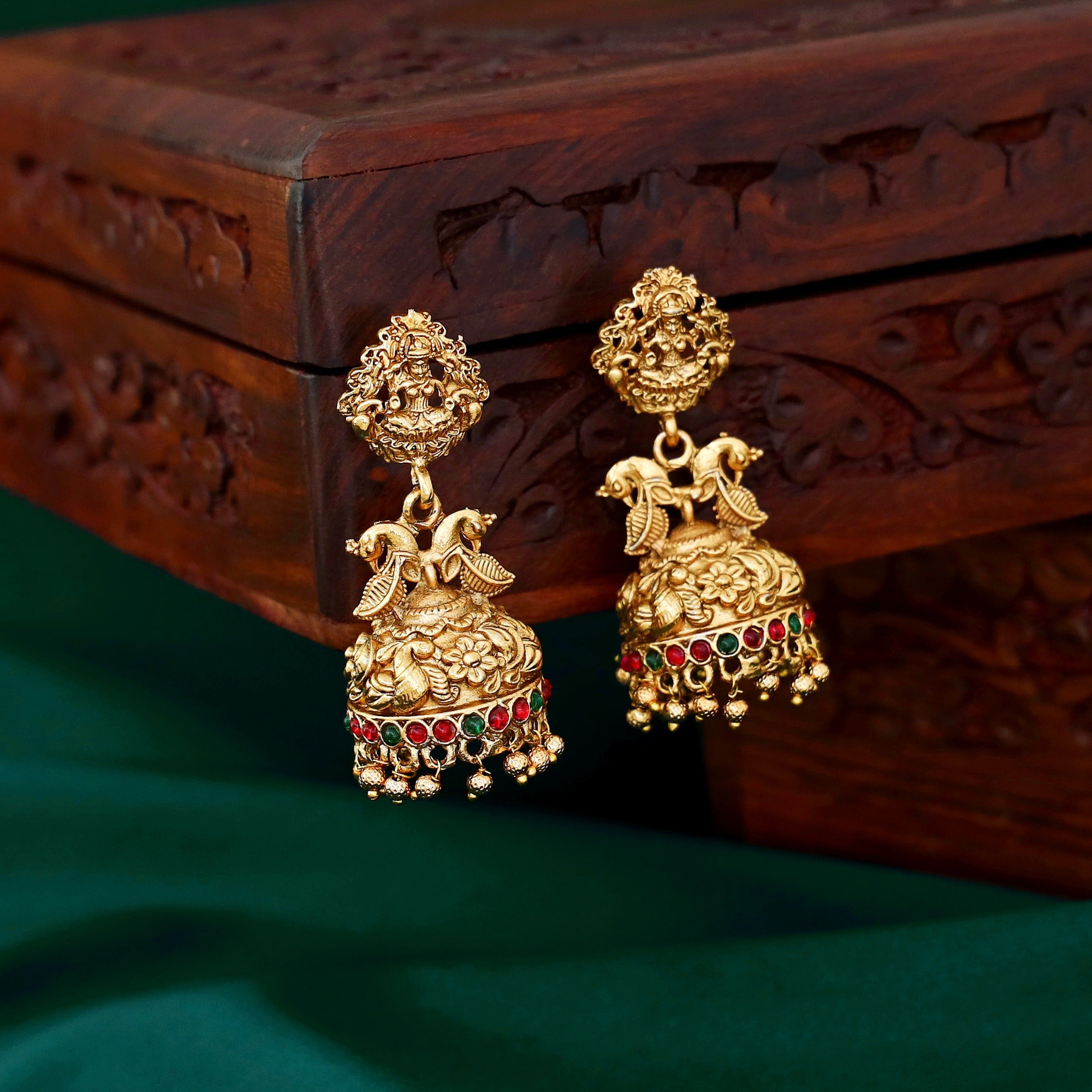 Narmada Mayur Jhumka
