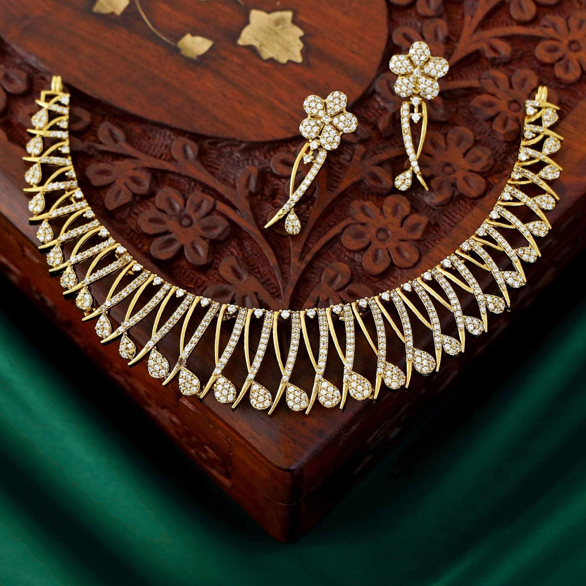 Navya AD Stone Neckpiece With Earring