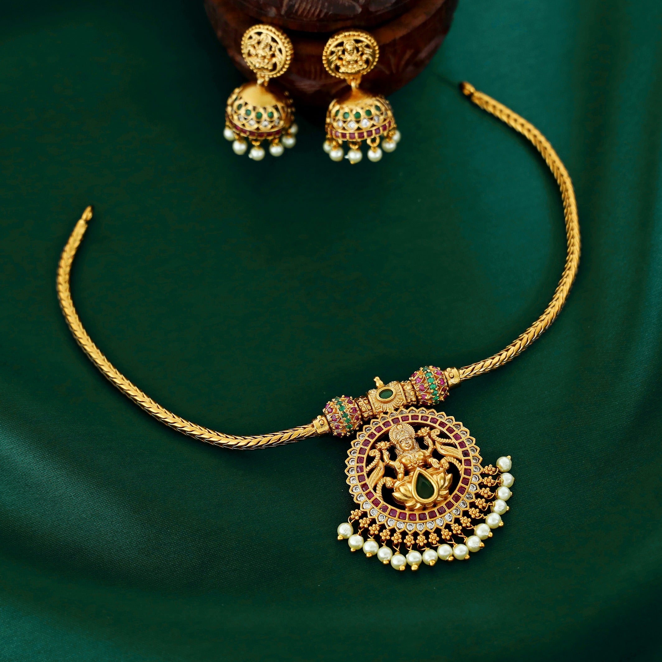 Nivedita Lakshmi Short Neckpiece With Jhumka