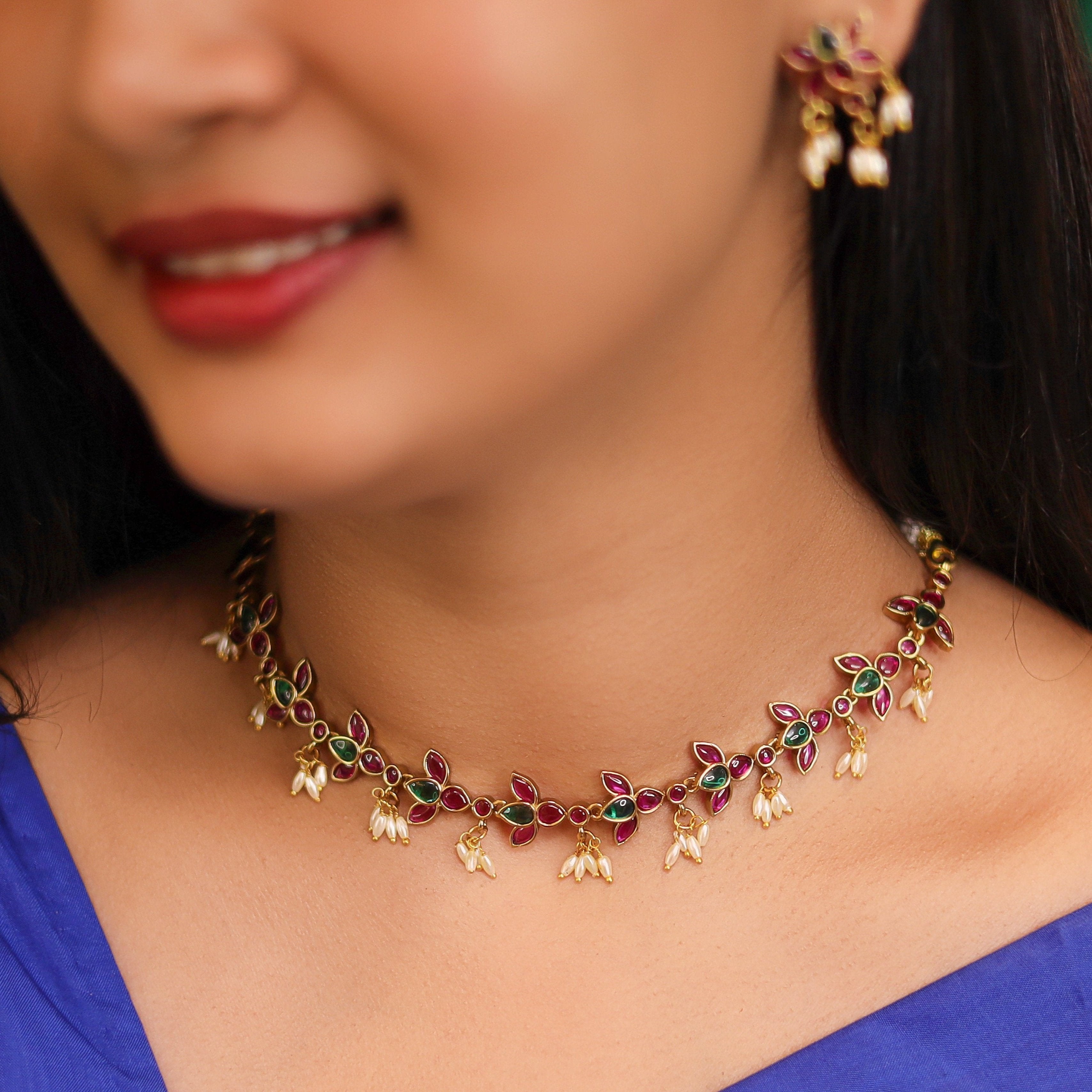 Dhala Padma Rice Pearl Short Neckpiece With Earring
