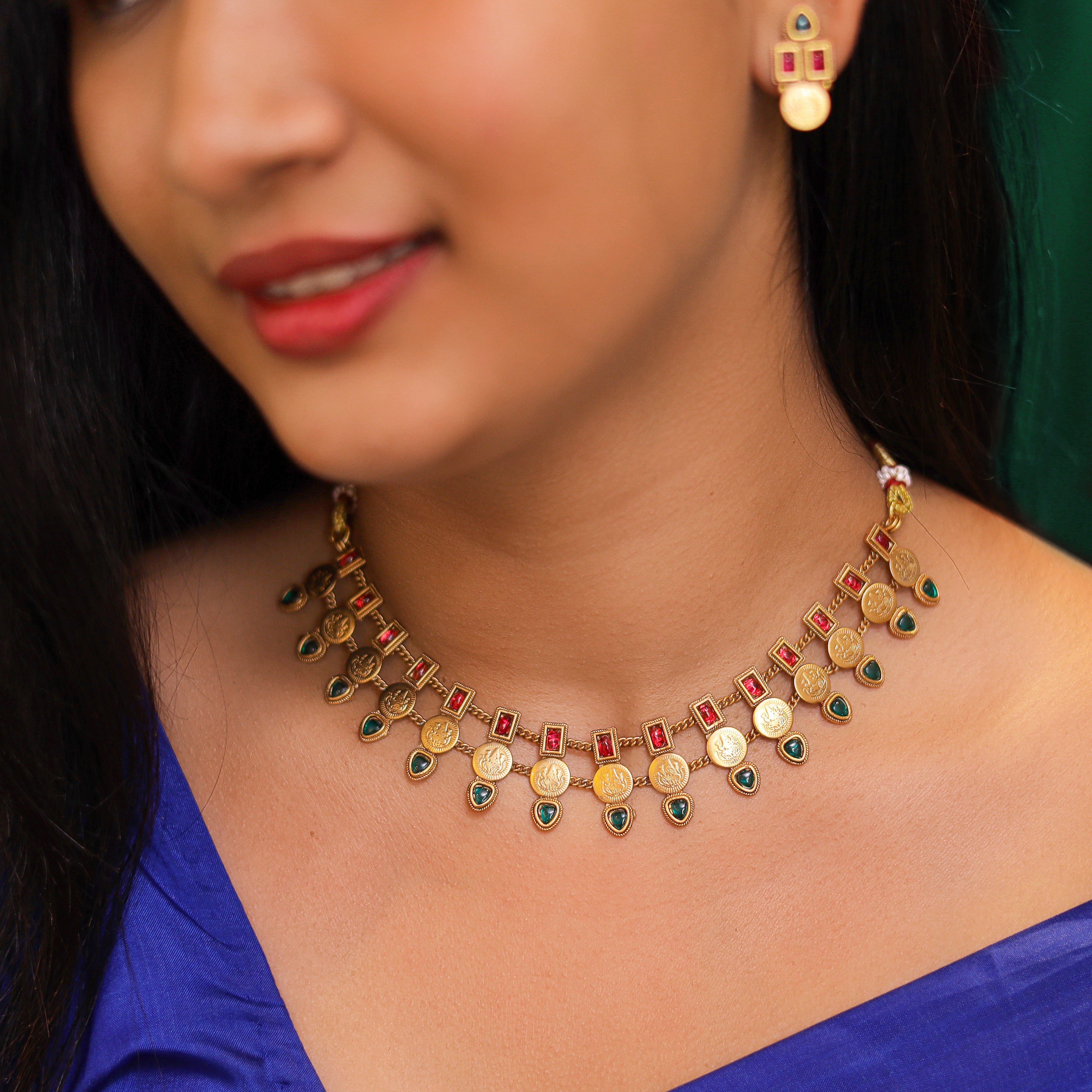 Vedika Kemp Stone Layered Kaashi Neckpiece With Earring