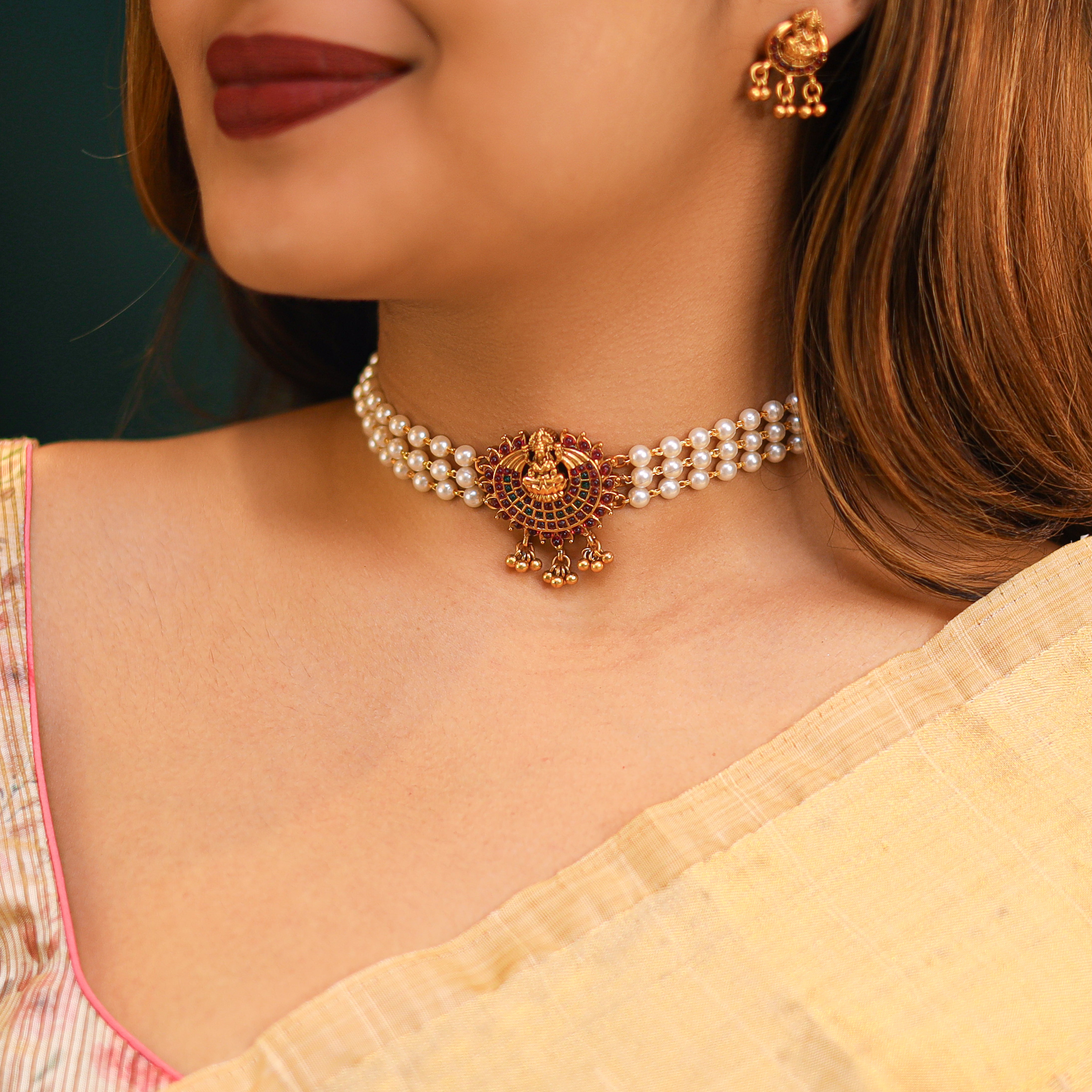 Aadilakshmi 3 Layer Pearled Choker With Earring