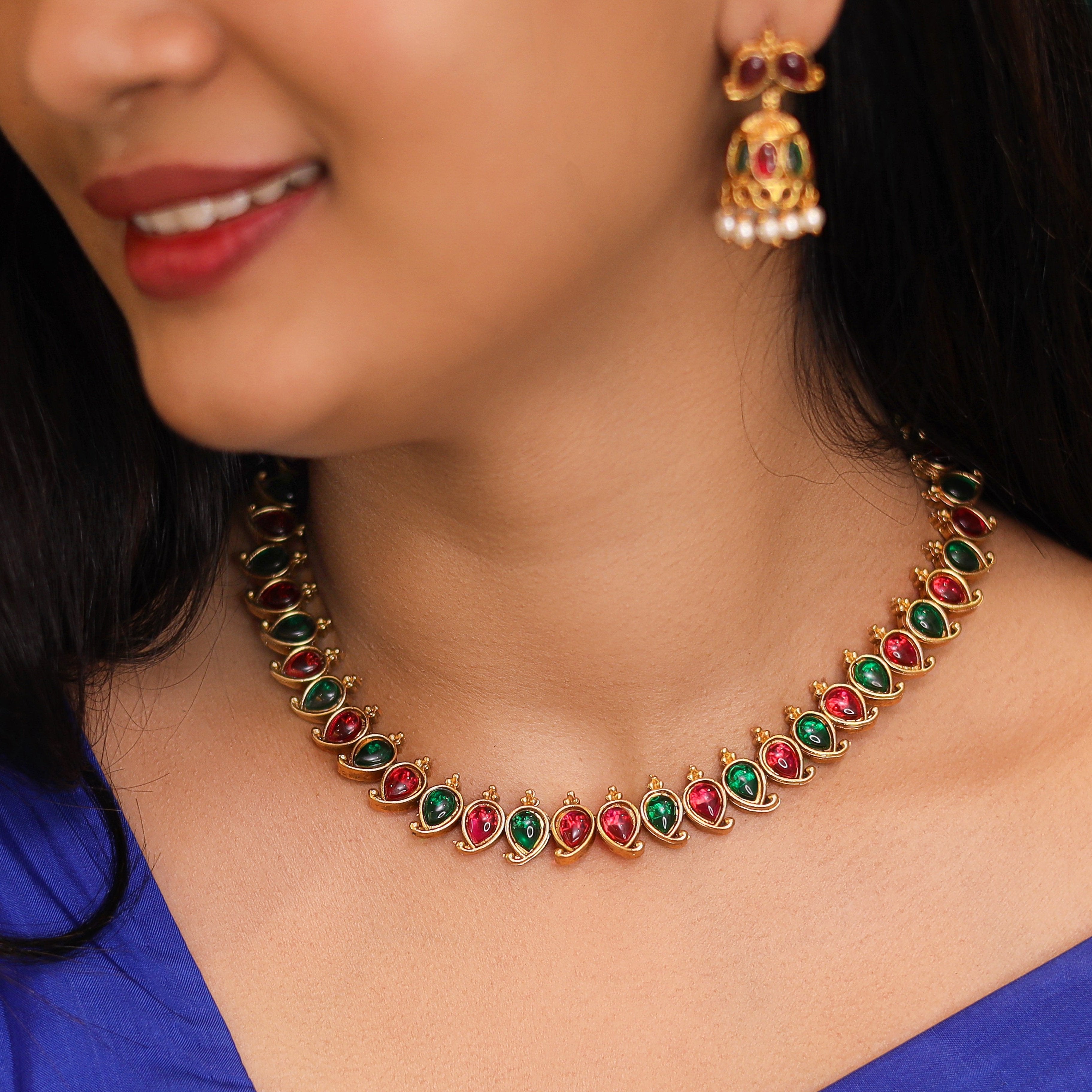 Tanishi Mango Stone Short Neckpiece With Jhumka